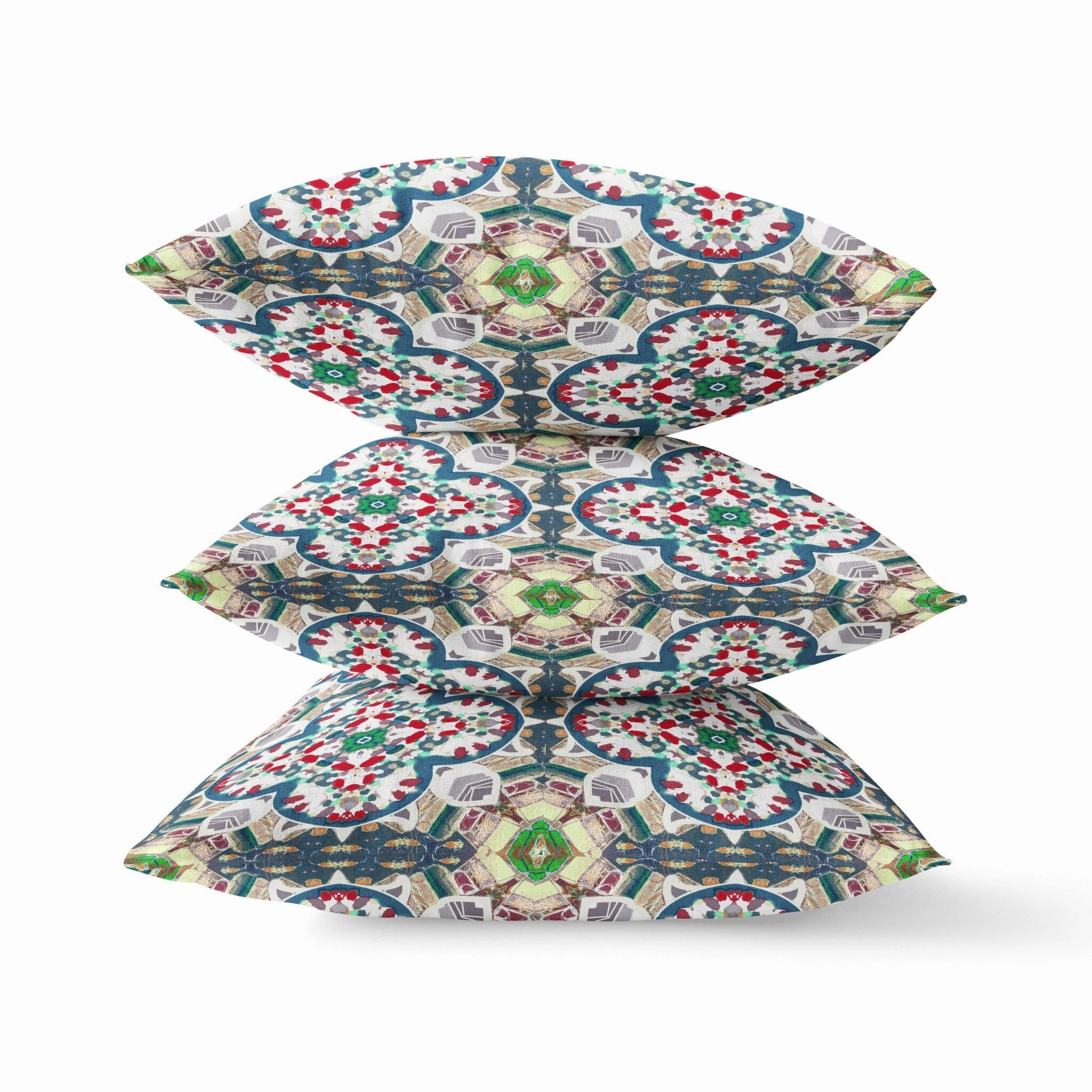 20" Green White Cloverleaf Indoor Outdoor Zippered Throw Pillow - Red