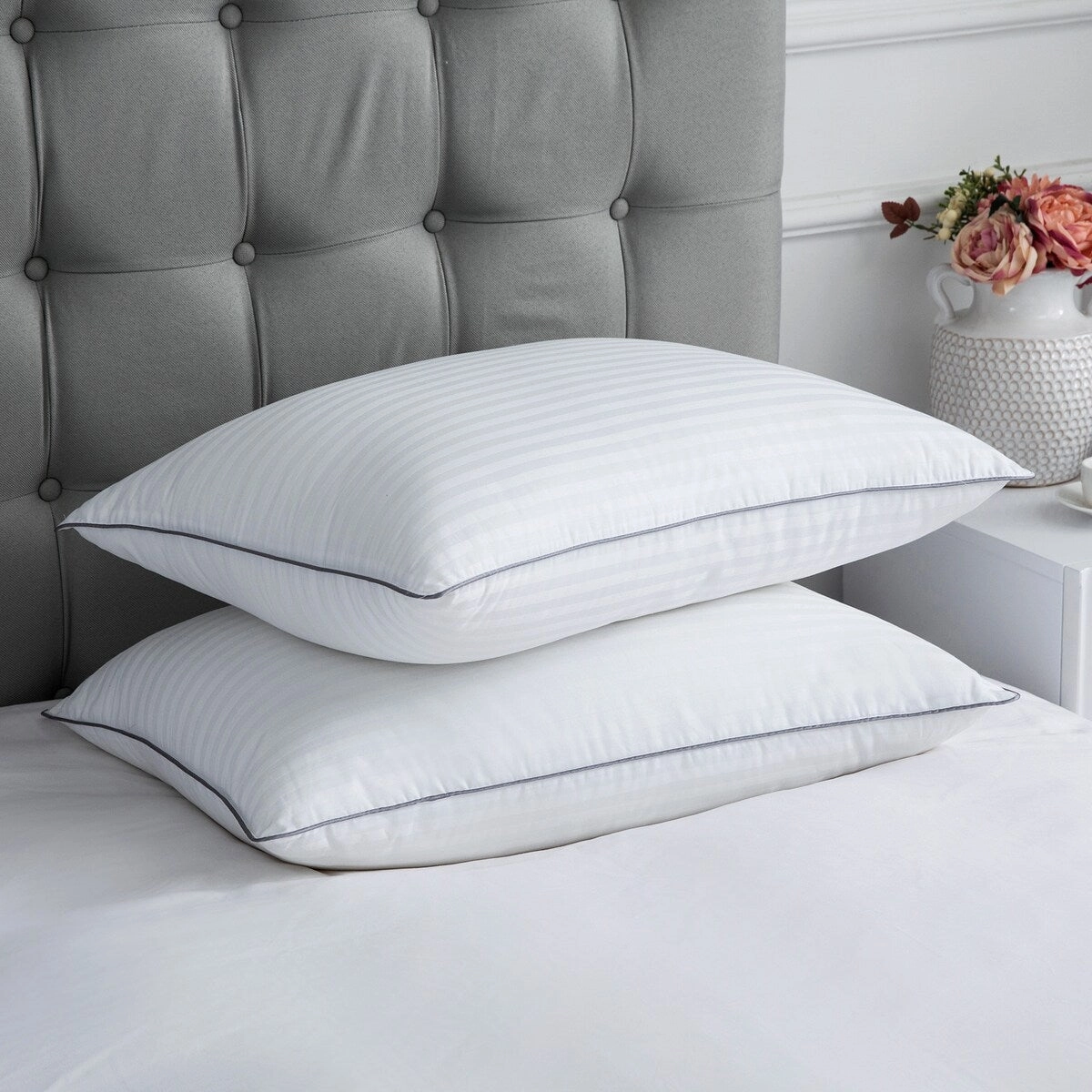 2 Pack Polyester Bed Pillow with 100 Cotton Cover - White