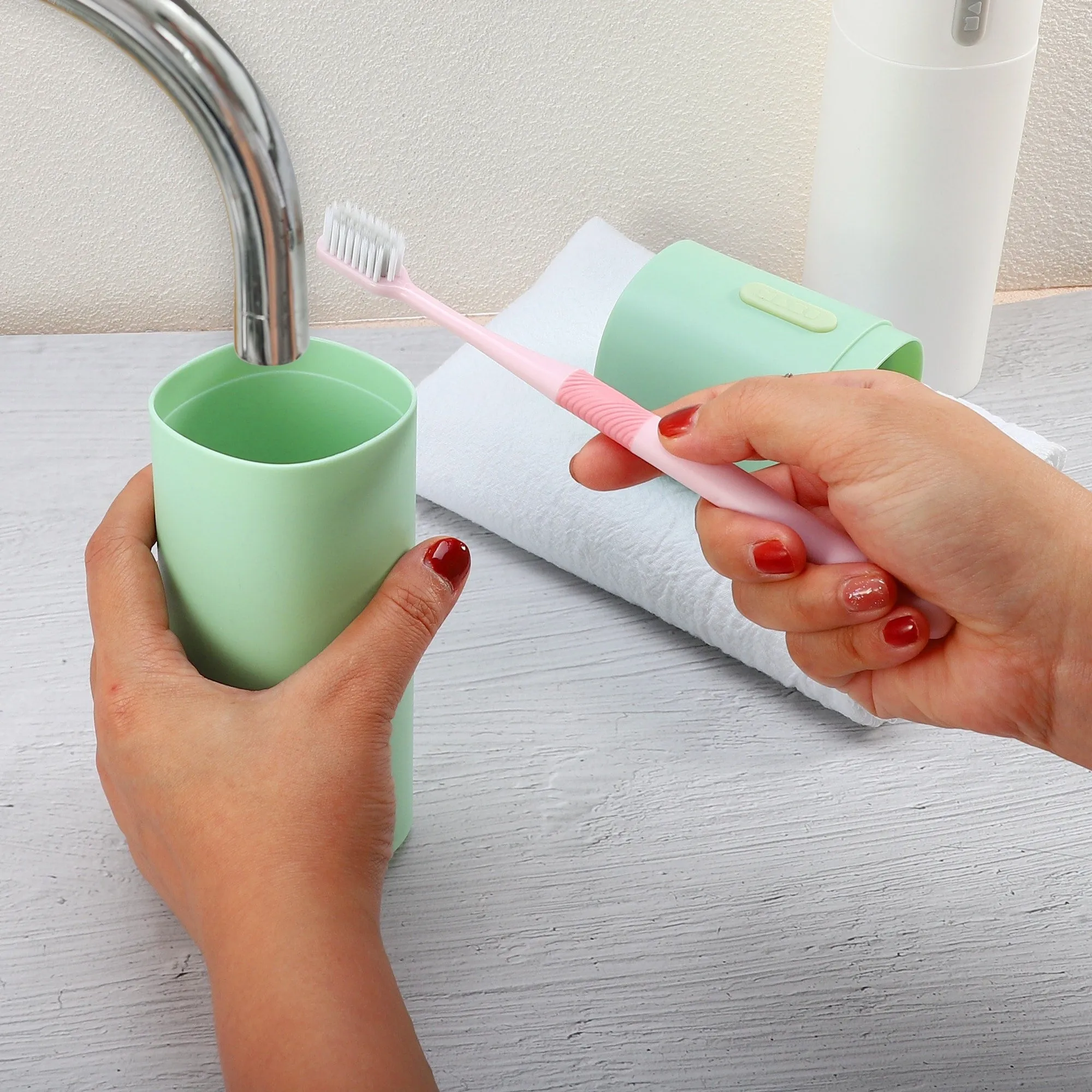 2pcs Toothbrush Travel Case Lightweight for Travel 7.68"x2.36"