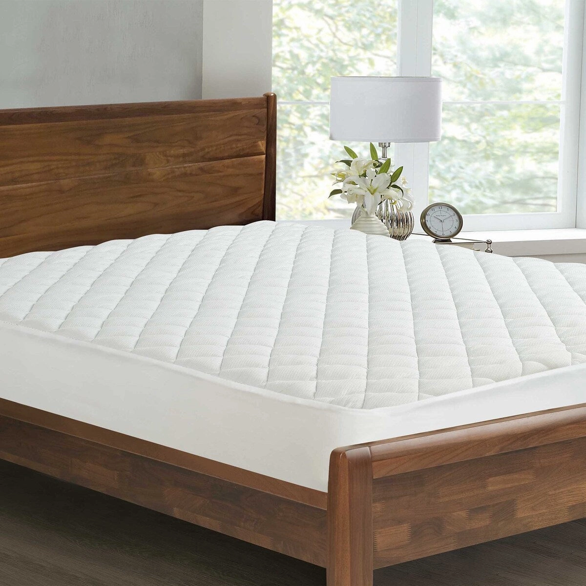 All-In-One Circular Flow Breathable & Cooling Fitted Mattress Pad - White mattress pads,mattress topper,bed protection