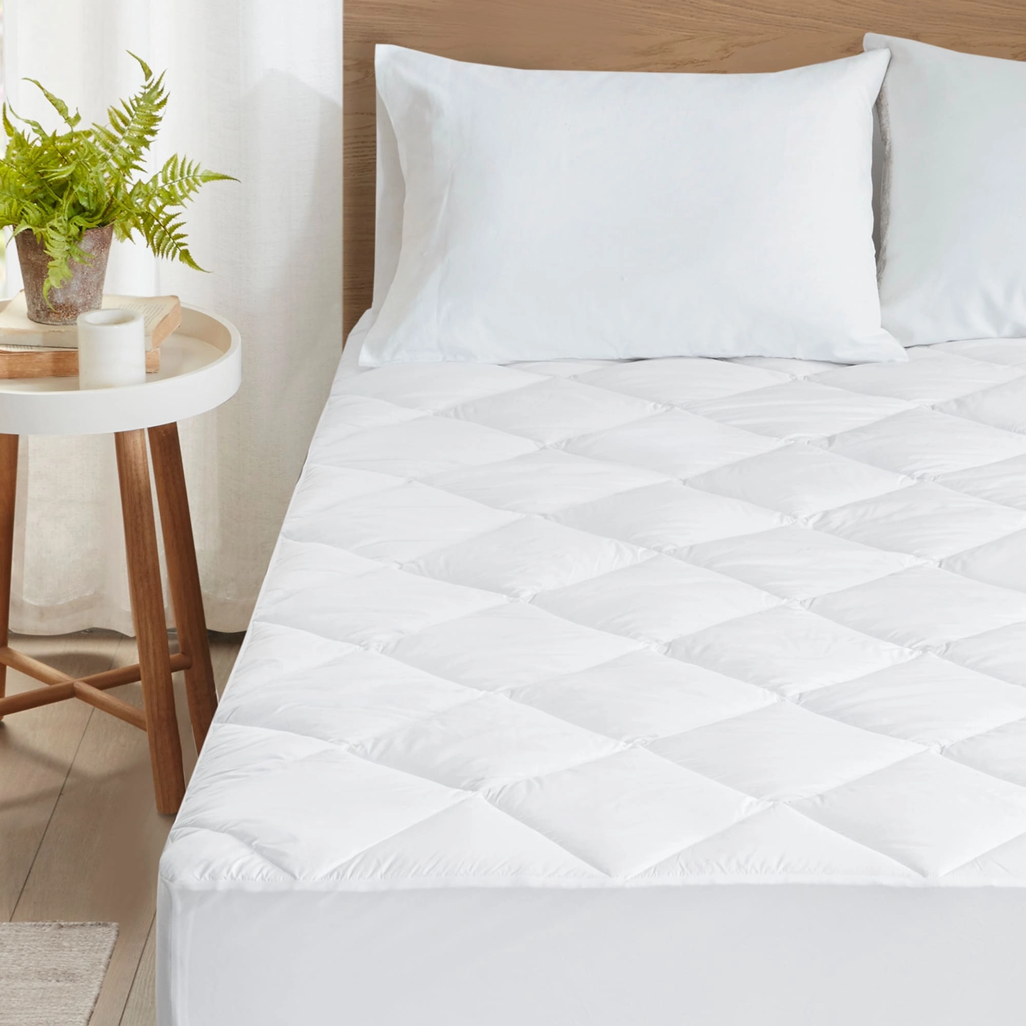 Allergen Barrier White Anti-Microbial Mattress Pad by Clean Spaces
