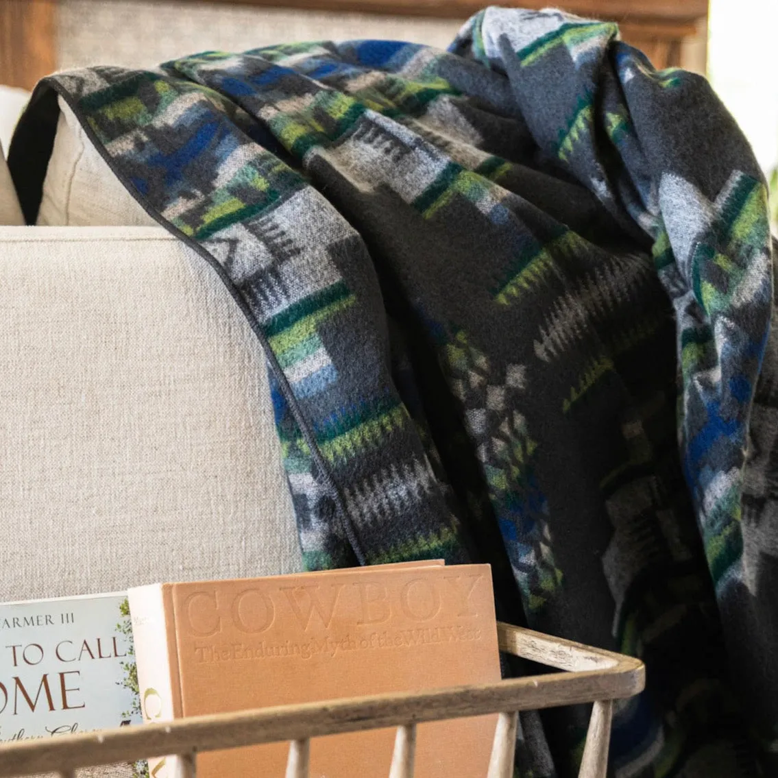 Andes Storm Southwestern Queen-Sized Blanket bookcase, standing shelf