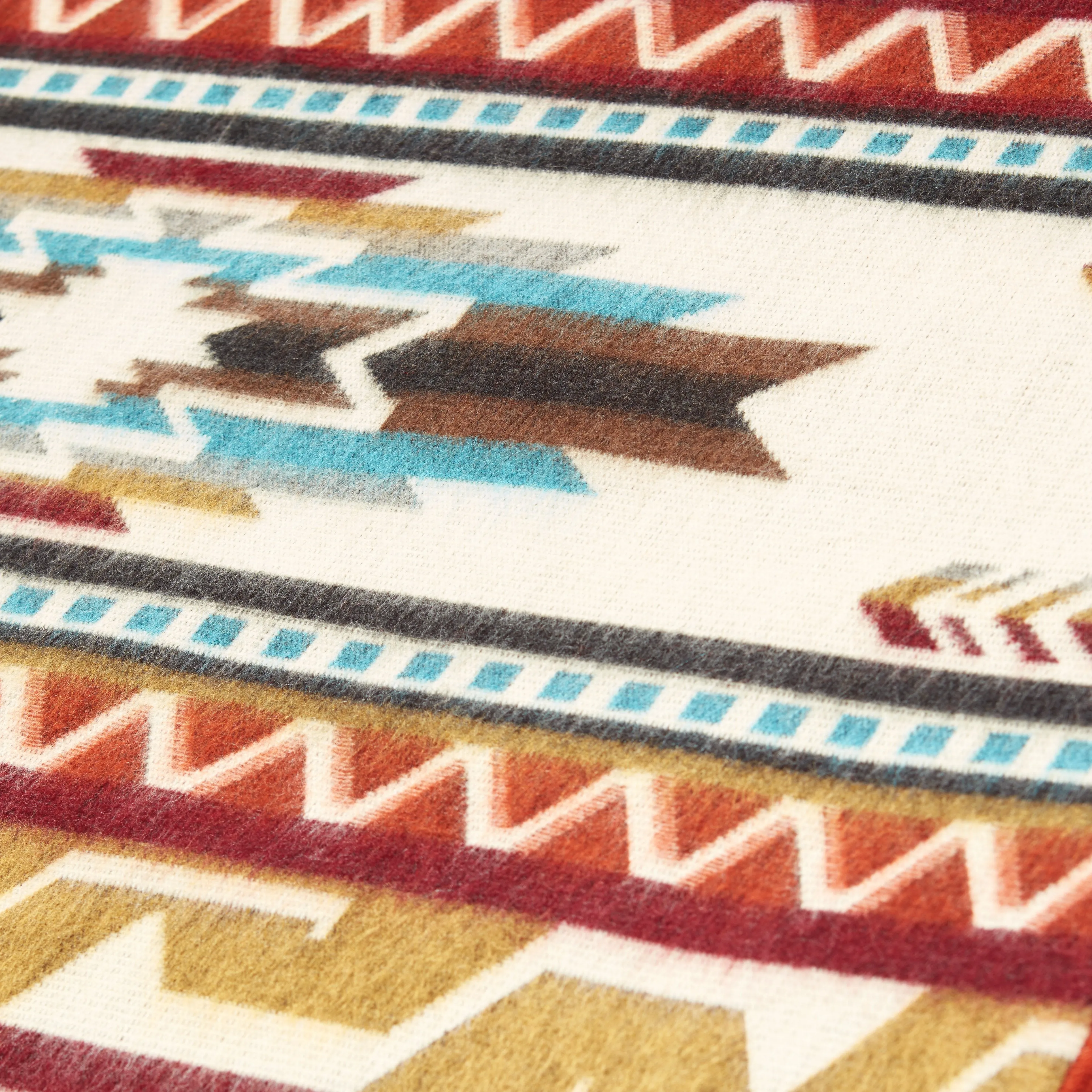 Artisan-Made Queen-Sized Blanket - Antisana Earth