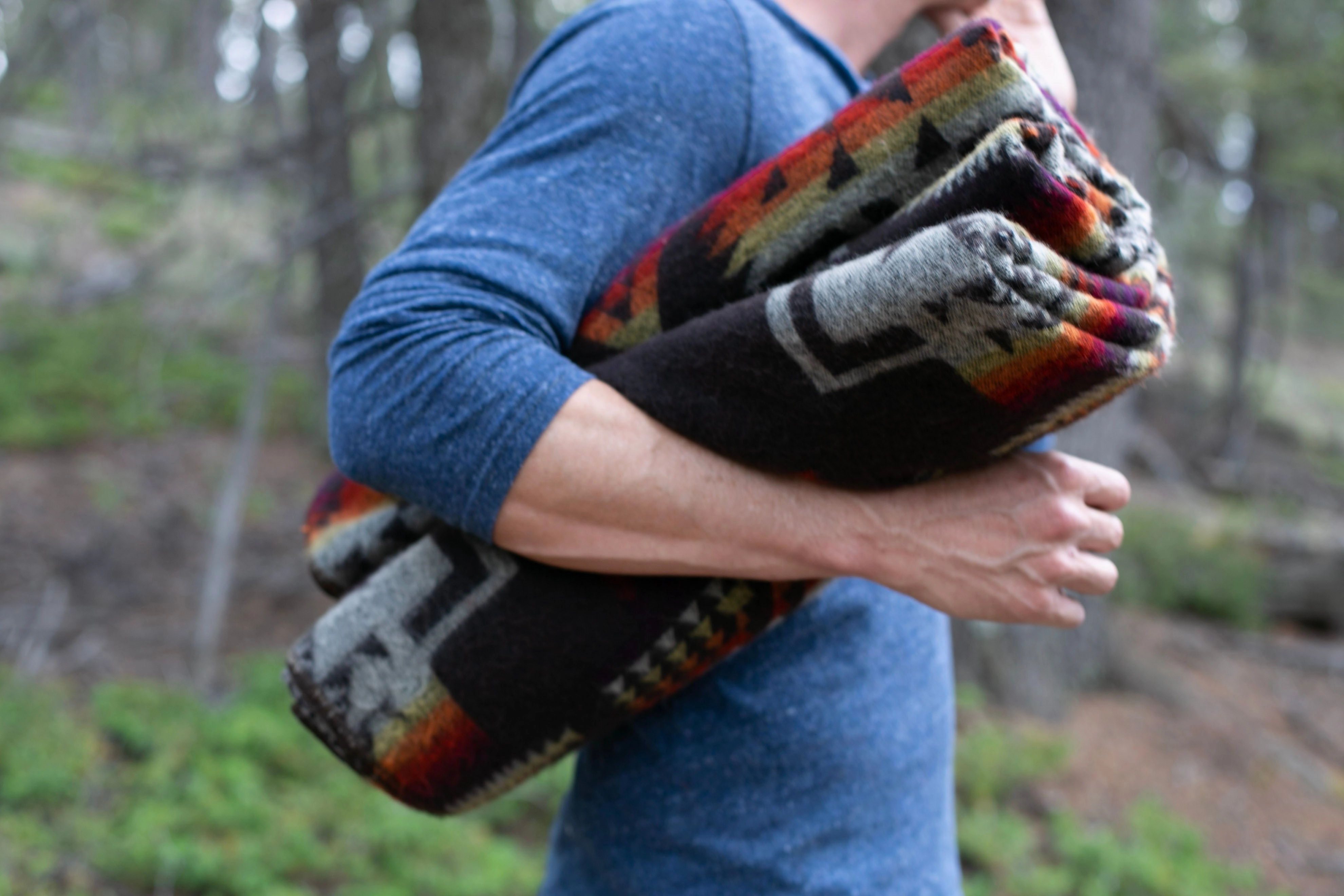Artisan-Made Queen-Sized Blanket - Andes Campfire