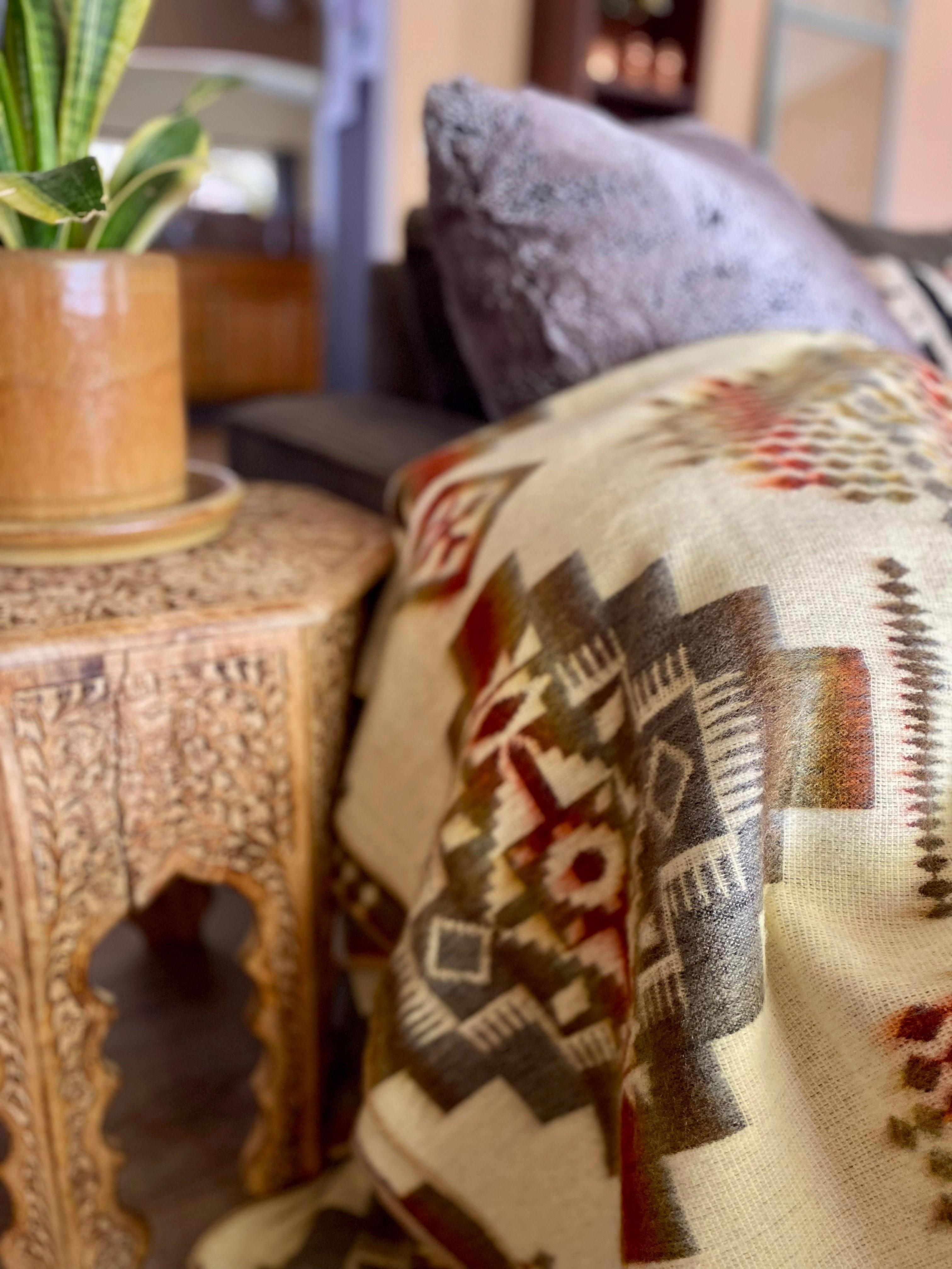 Artisan-Made Southwestern Queen-Sized Blanket - Andes Beach