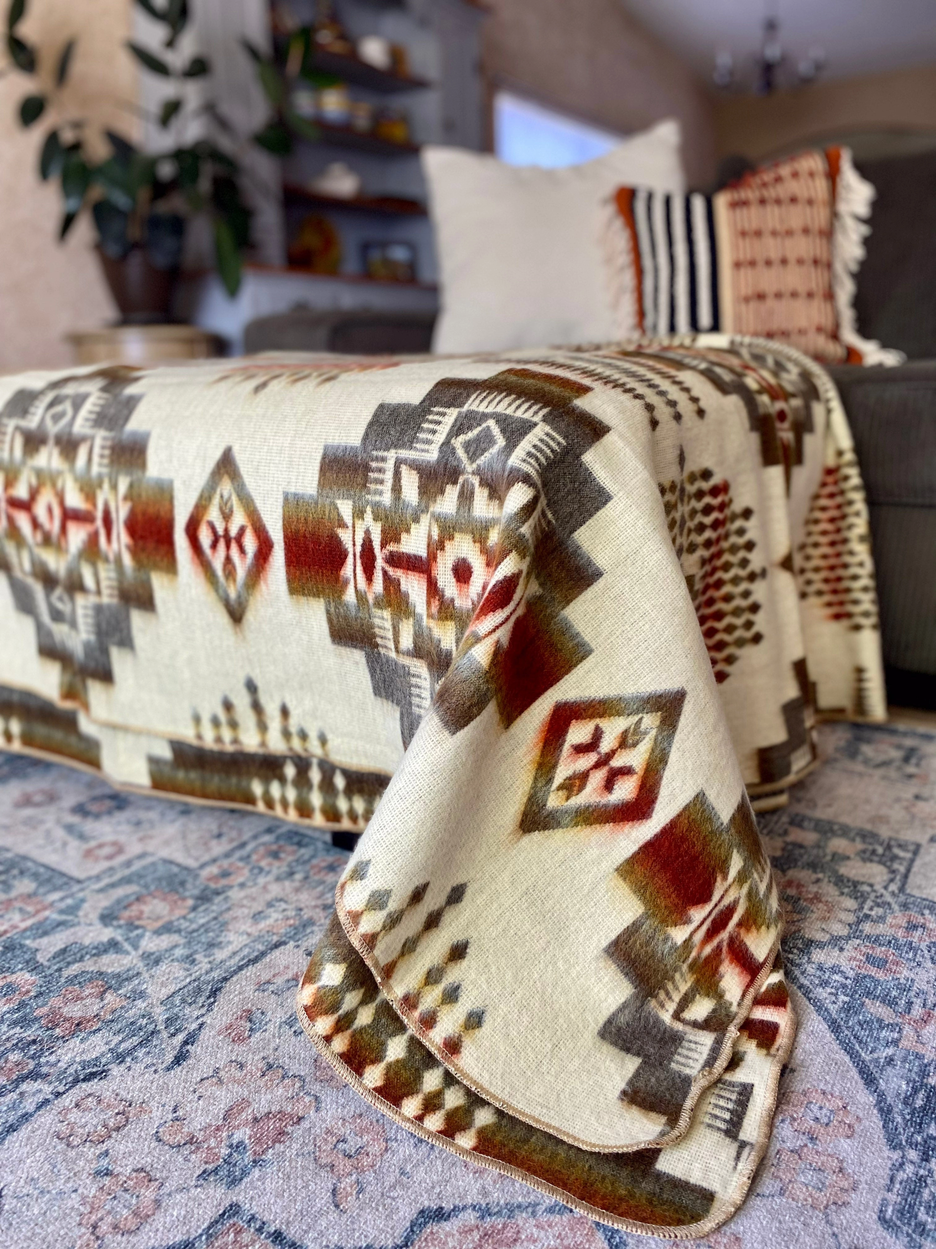 Artisan-Made Southwestern Queen-Sized Blanket - Andes Beach