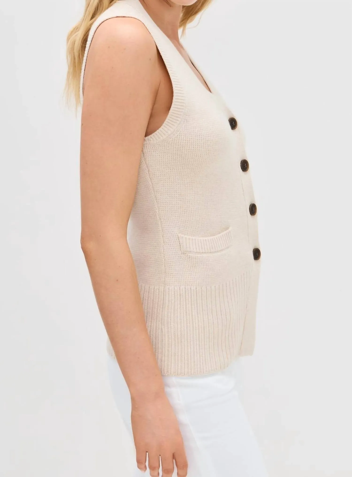 Audra Cardigan Sweater In Soft Dove