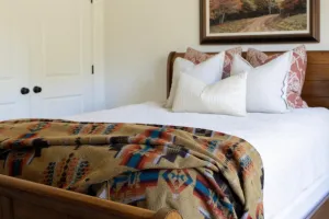 Autumn Andes Handwoven Blanket bookcase, standing shelf