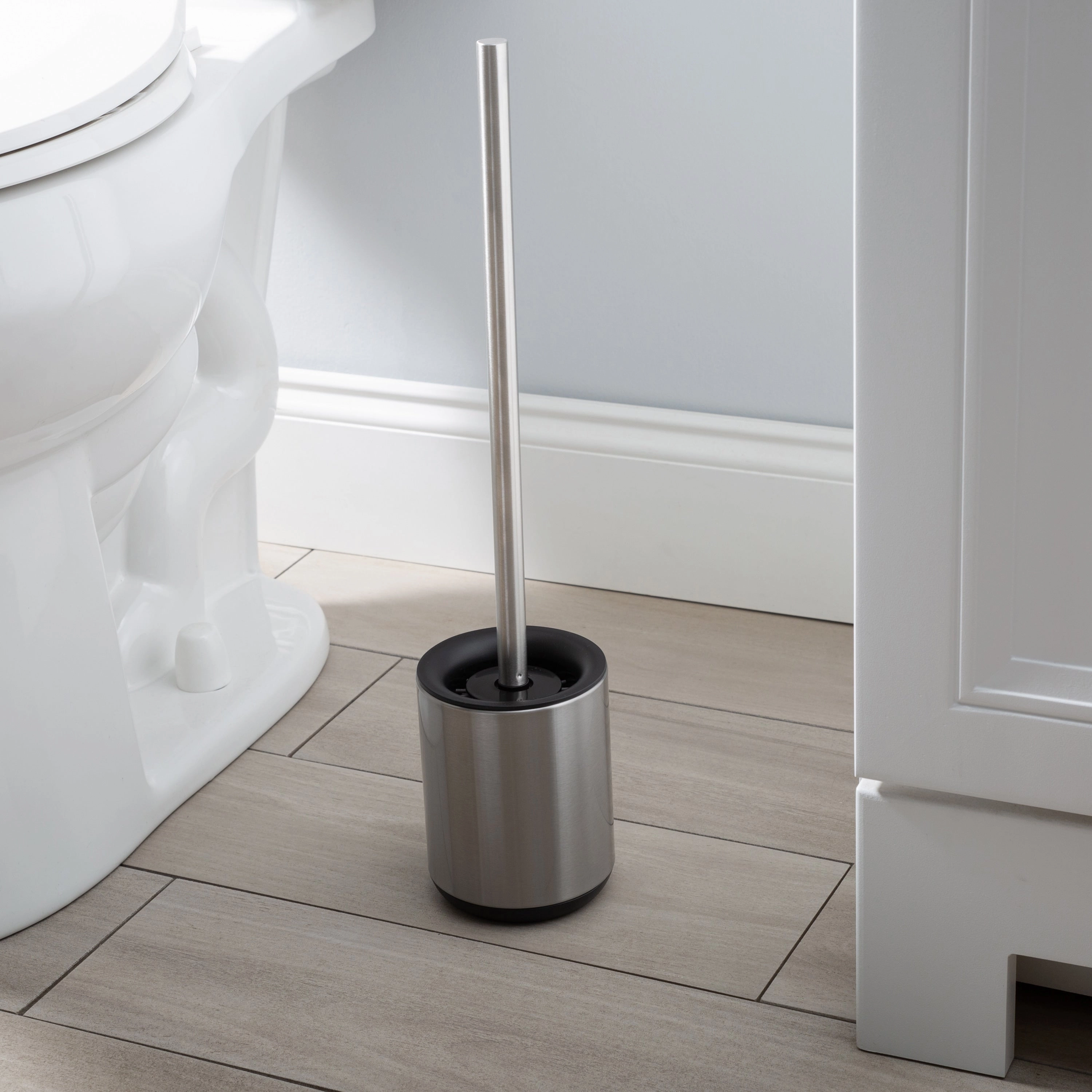 Bath Bliss Toilet Brush and Holder in Stainless Steel - 4.13" x 4.14" x 18.9"