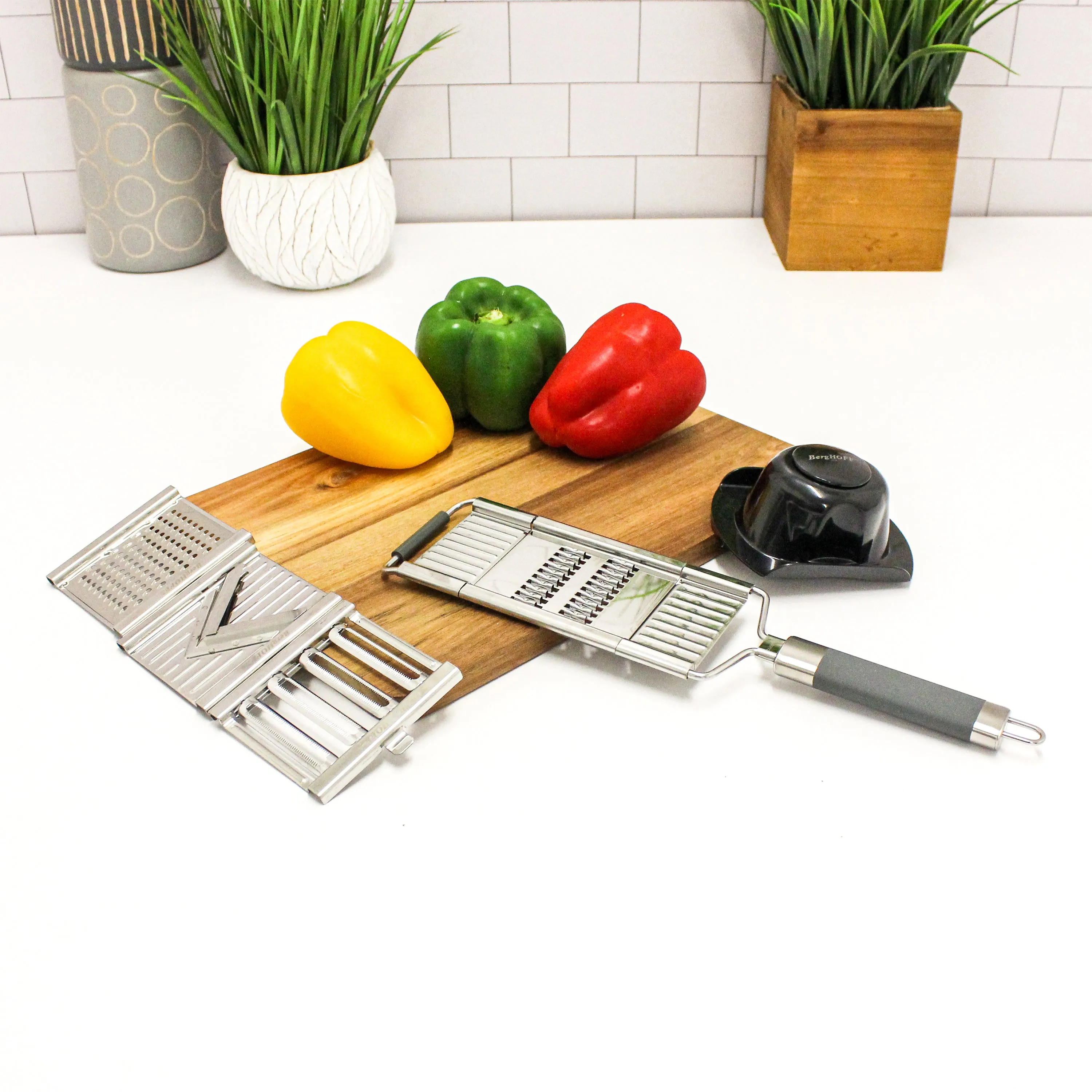 BergHOFF 6Pc Multi Slicer Pro Mandolin, Grey