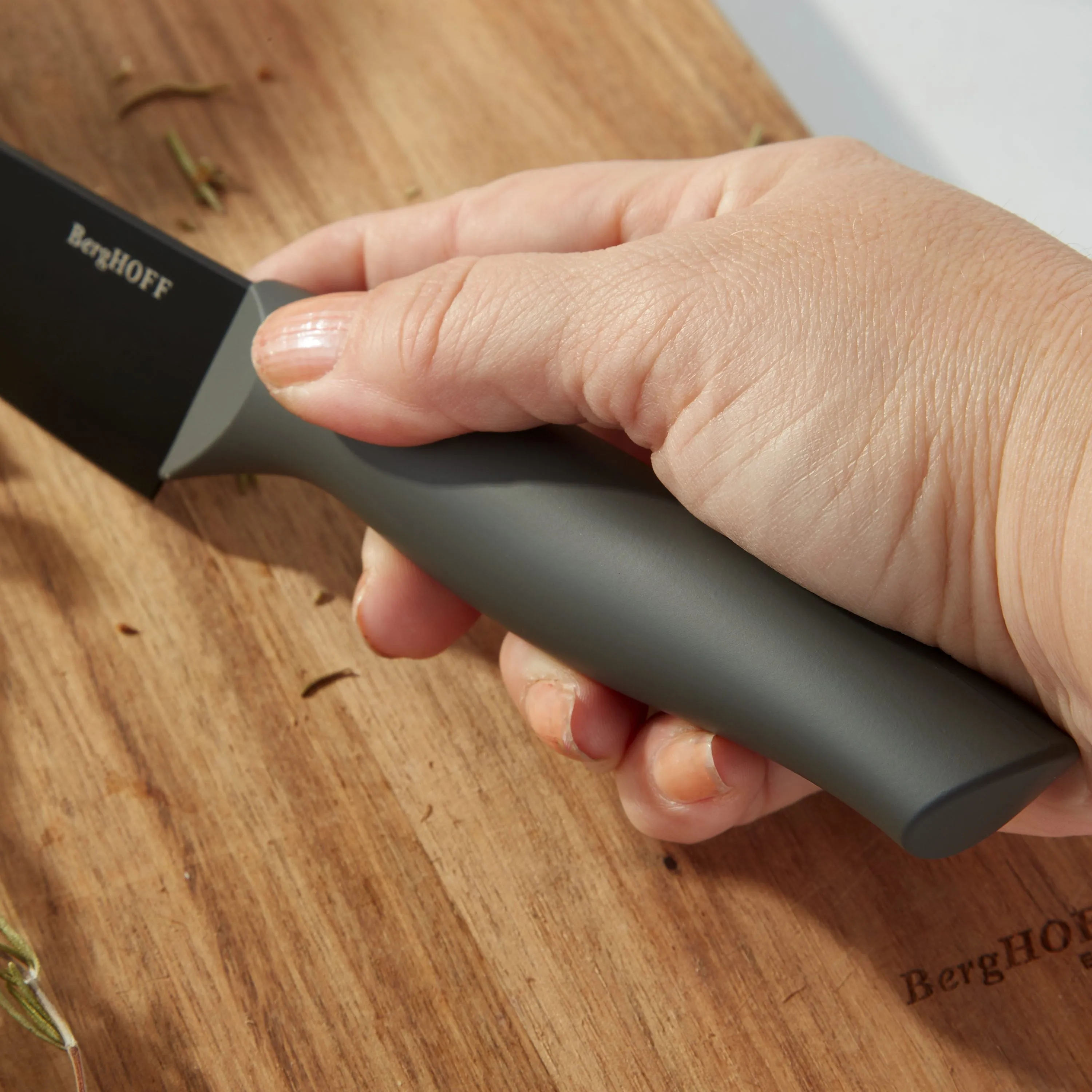BergHOFF DiNA Vector Nonstick Stainless Steel Santoku Knife, 5.5"