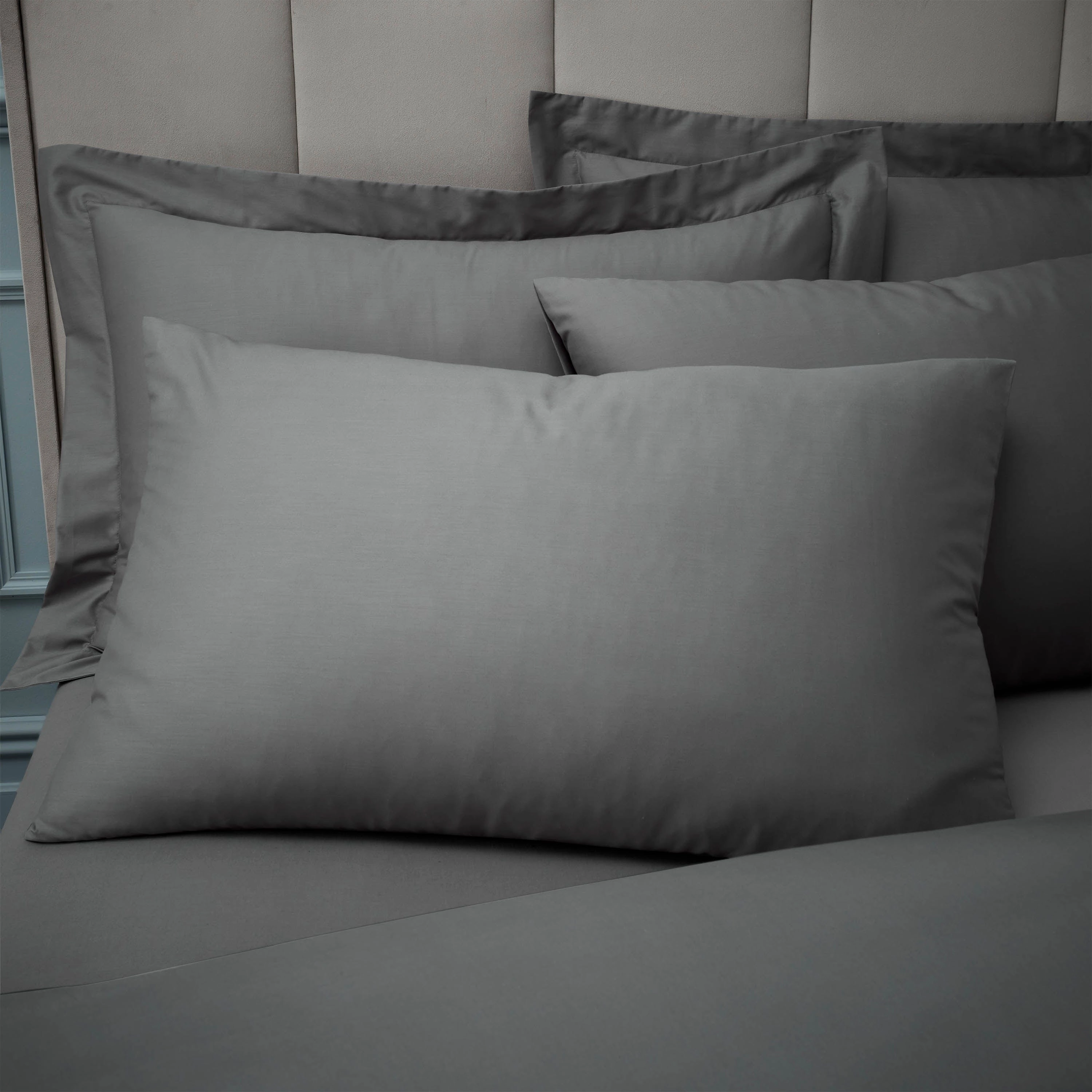 Bianca Fine Linens Pack of 2 Pillow cases Charcoal Grey