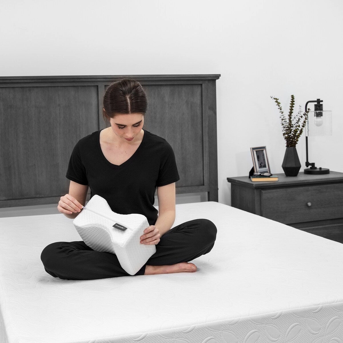 BioPEDIC Memory Foam Knee Support Pillow