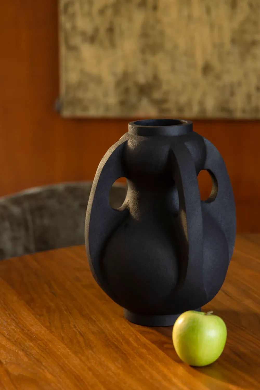 Black Aluminum Vase L | Dutchbone Thiago