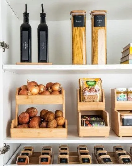 Black Oil & Vinegar bottles with Bamboo tray - 500ml