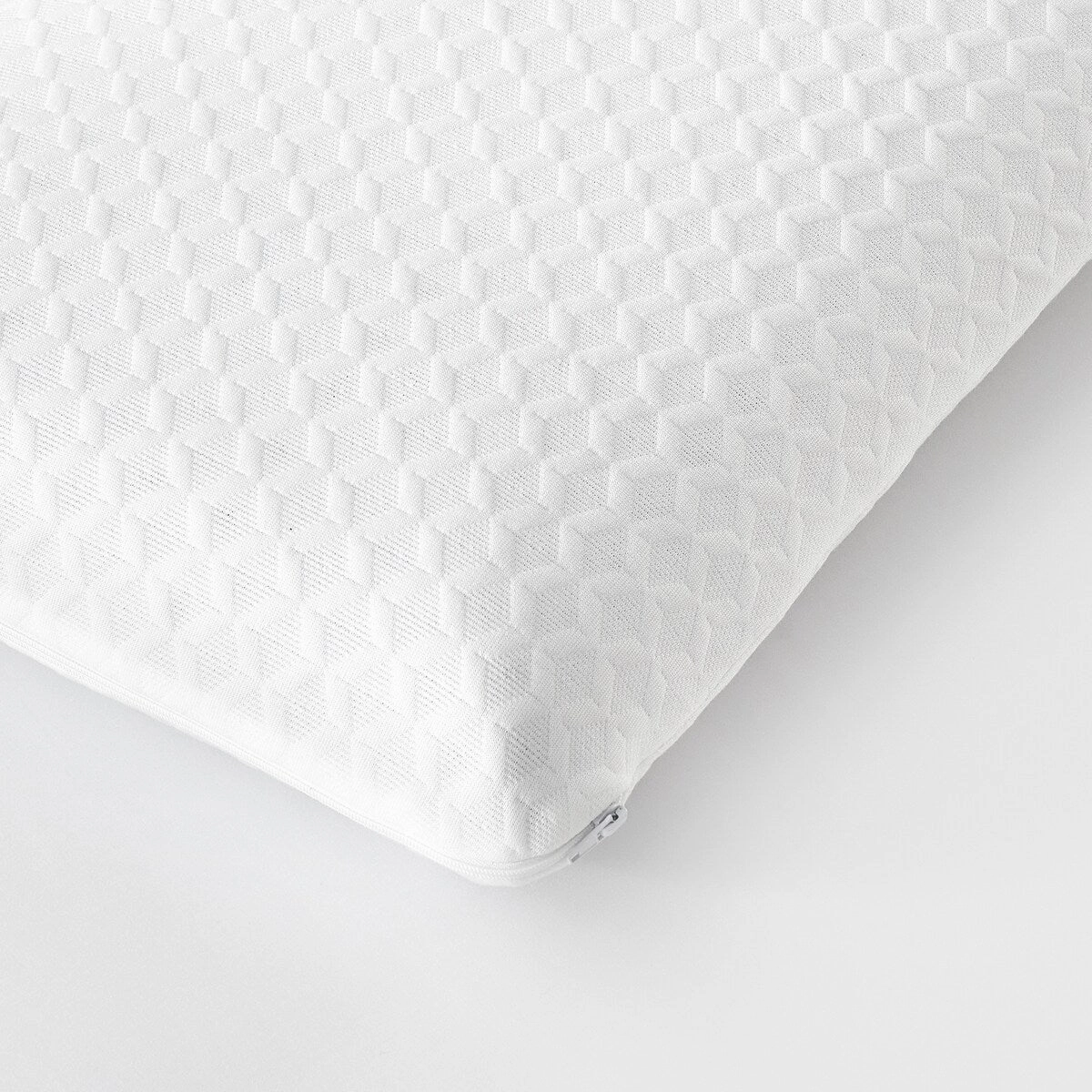 Bodipedic 3-Inch Memory Foam Topper and 2-Pack Pillow Bedding Bundle