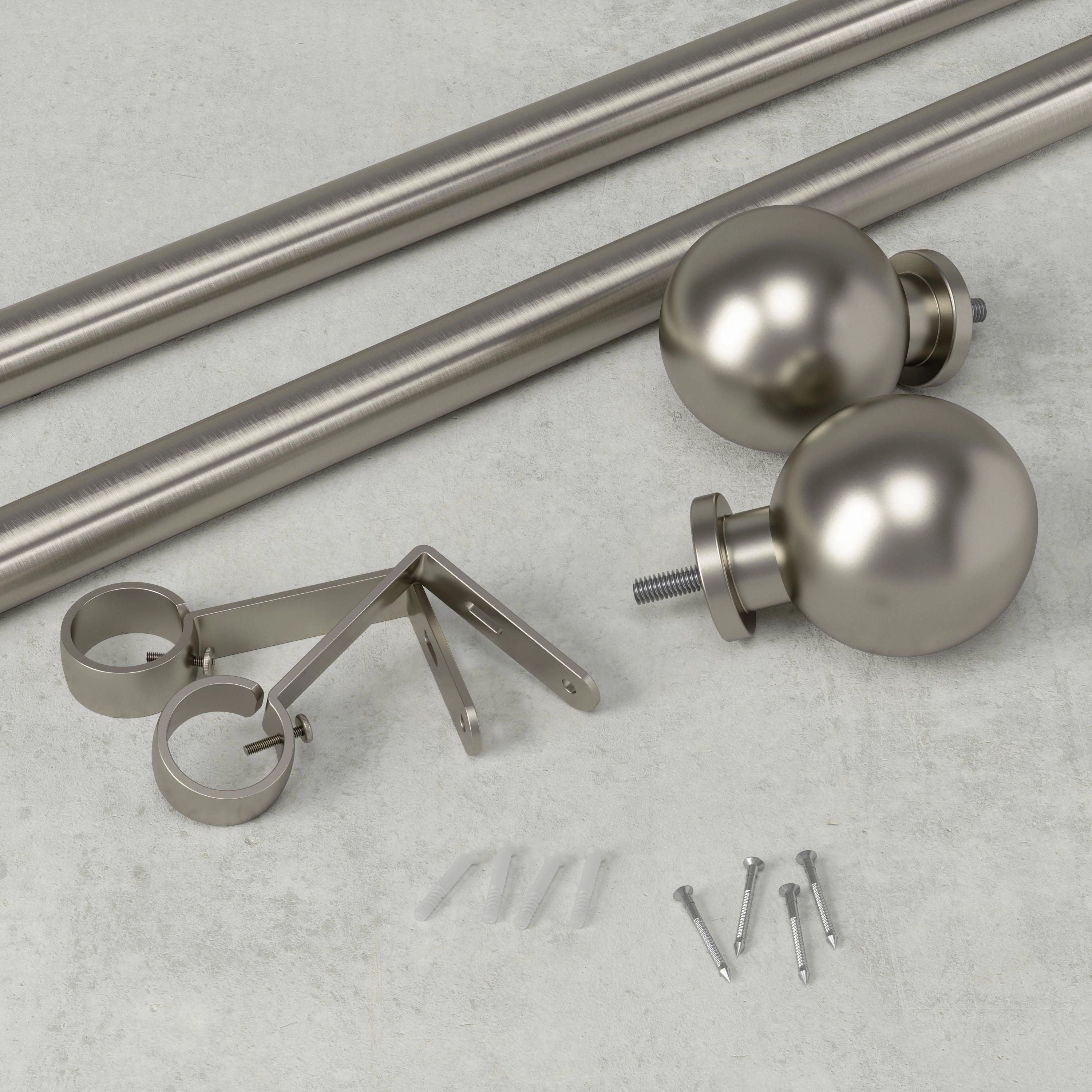 Bolas 72-144" Expandable Curtain Rod