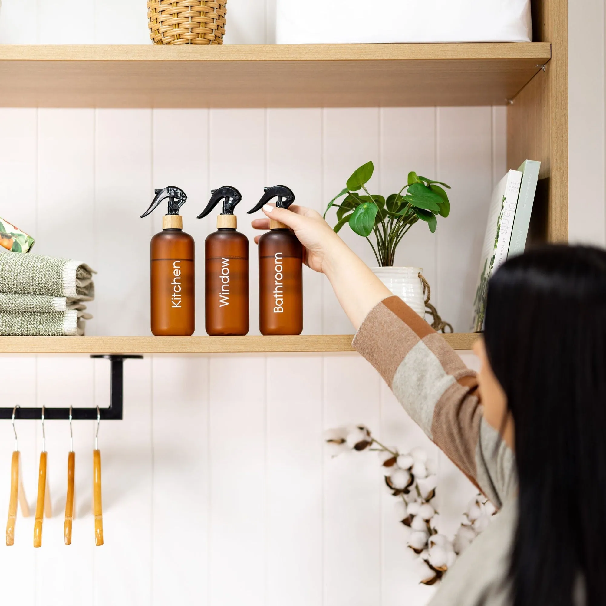 Brown Frost Bottle with Bamboo Spray - 500ml