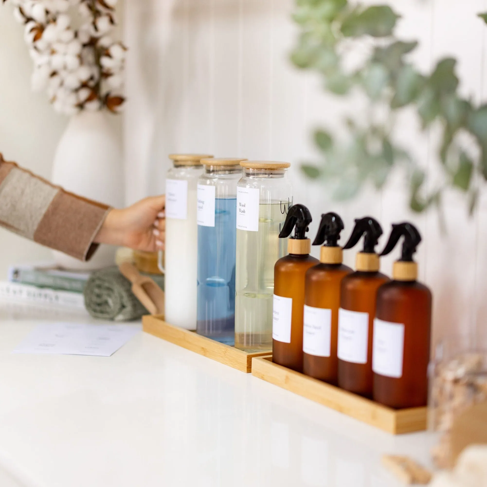 Brown Frost Bottle with Bamboo Spray - 500ml