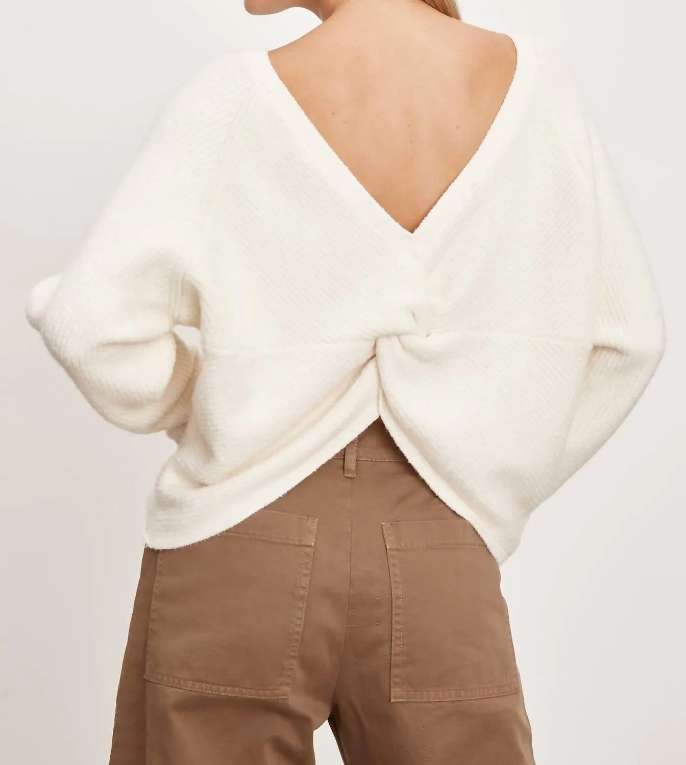 Caitlyn Twist Raglan Sweater In Milk