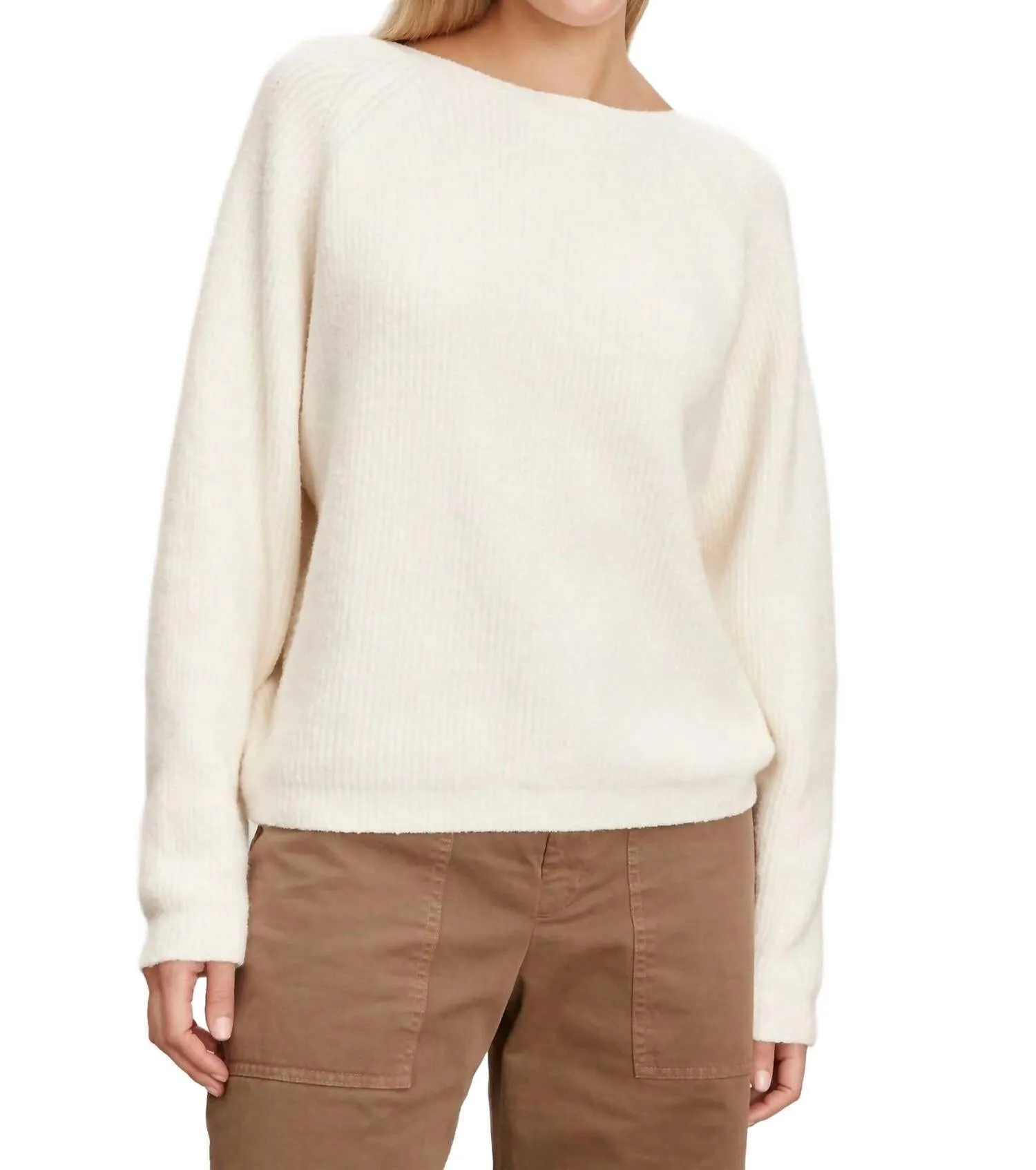 Caitlyn Twist Raglan Sweater In Milk