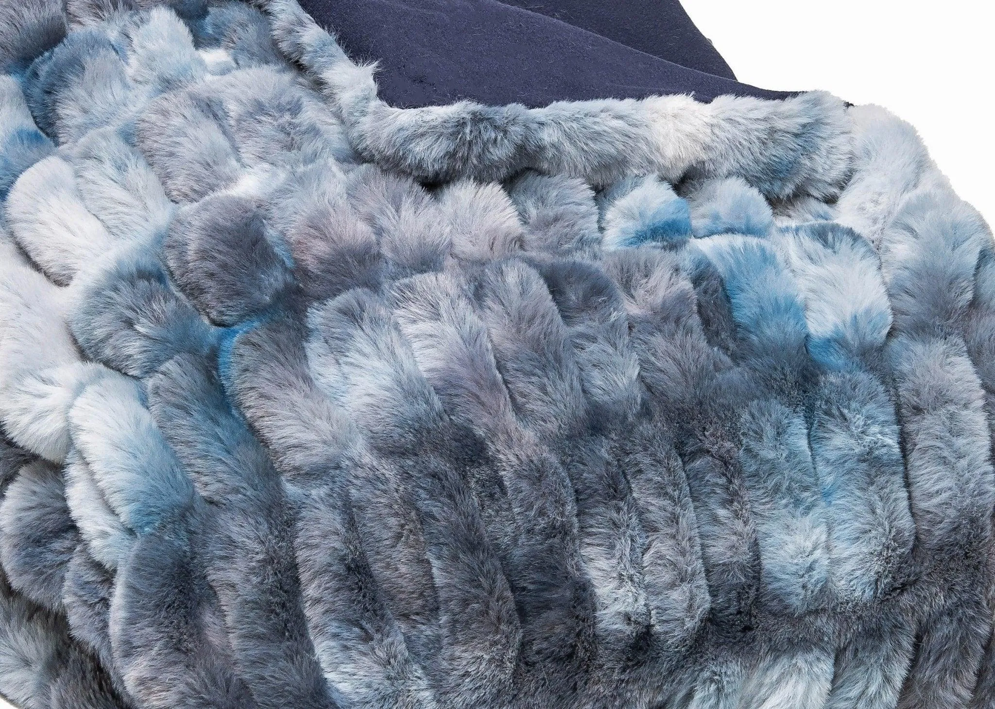 Chunky Faux Fur Throw Blanket