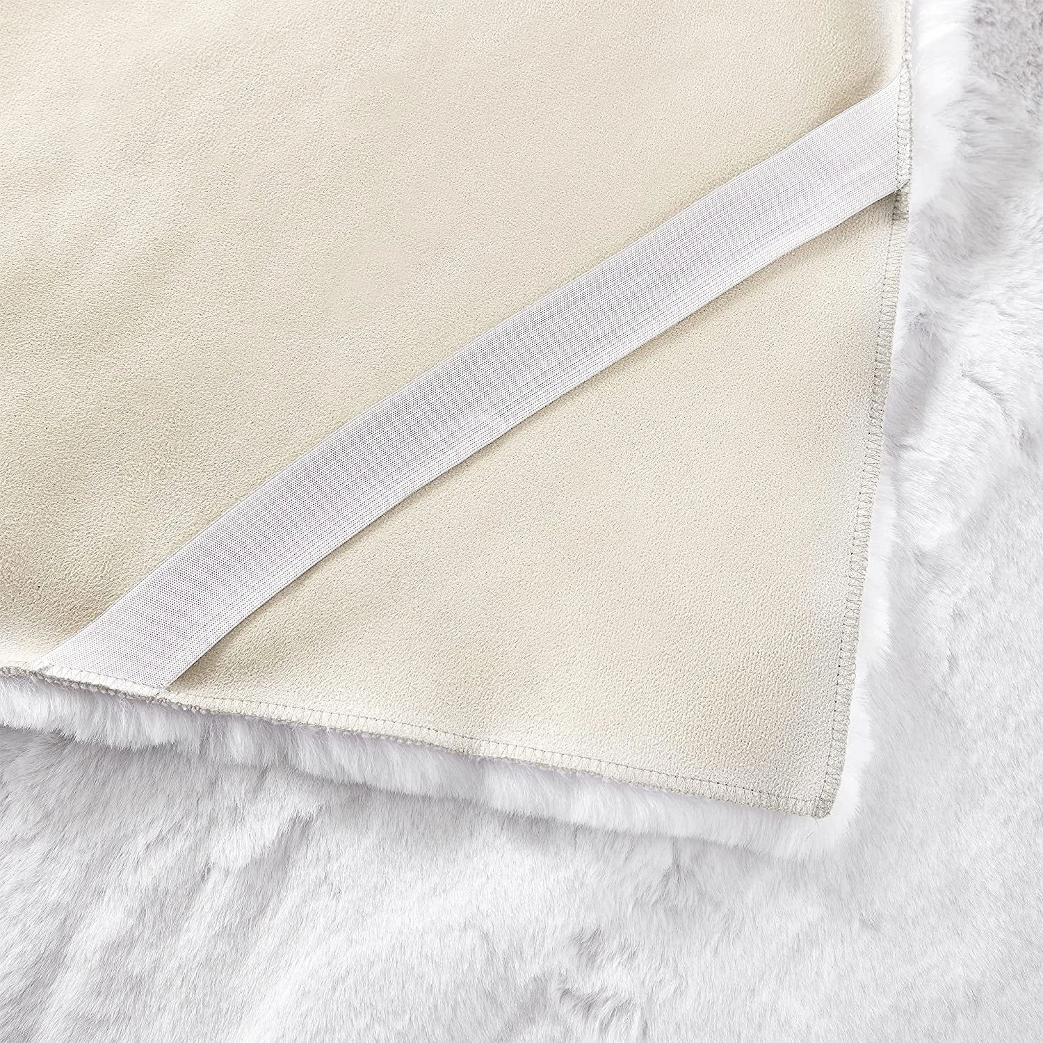 Chunky Bunny - Coma Inducer Bed Topper - White