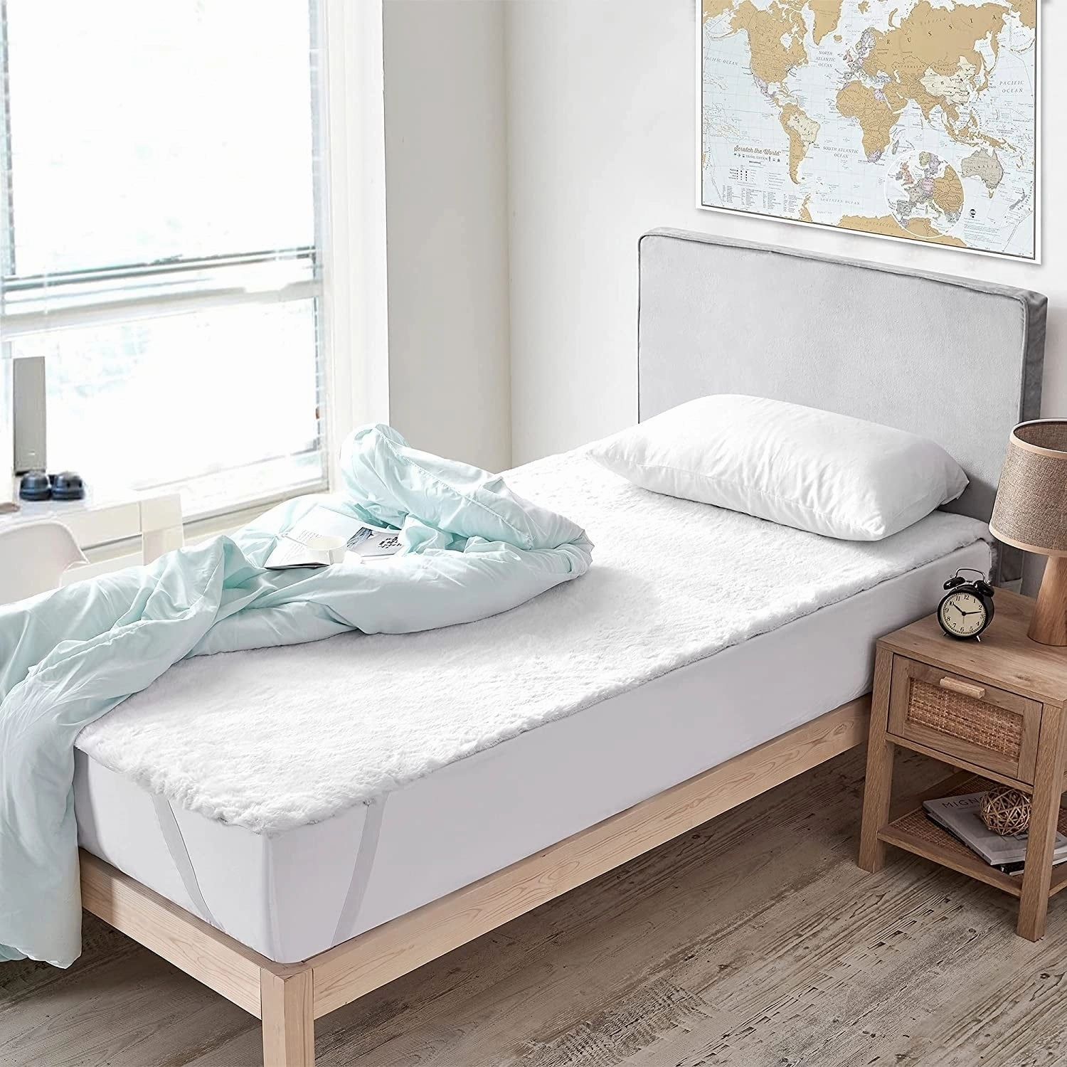 Chunky Bunny - Coma Inducer Bed Topper - White