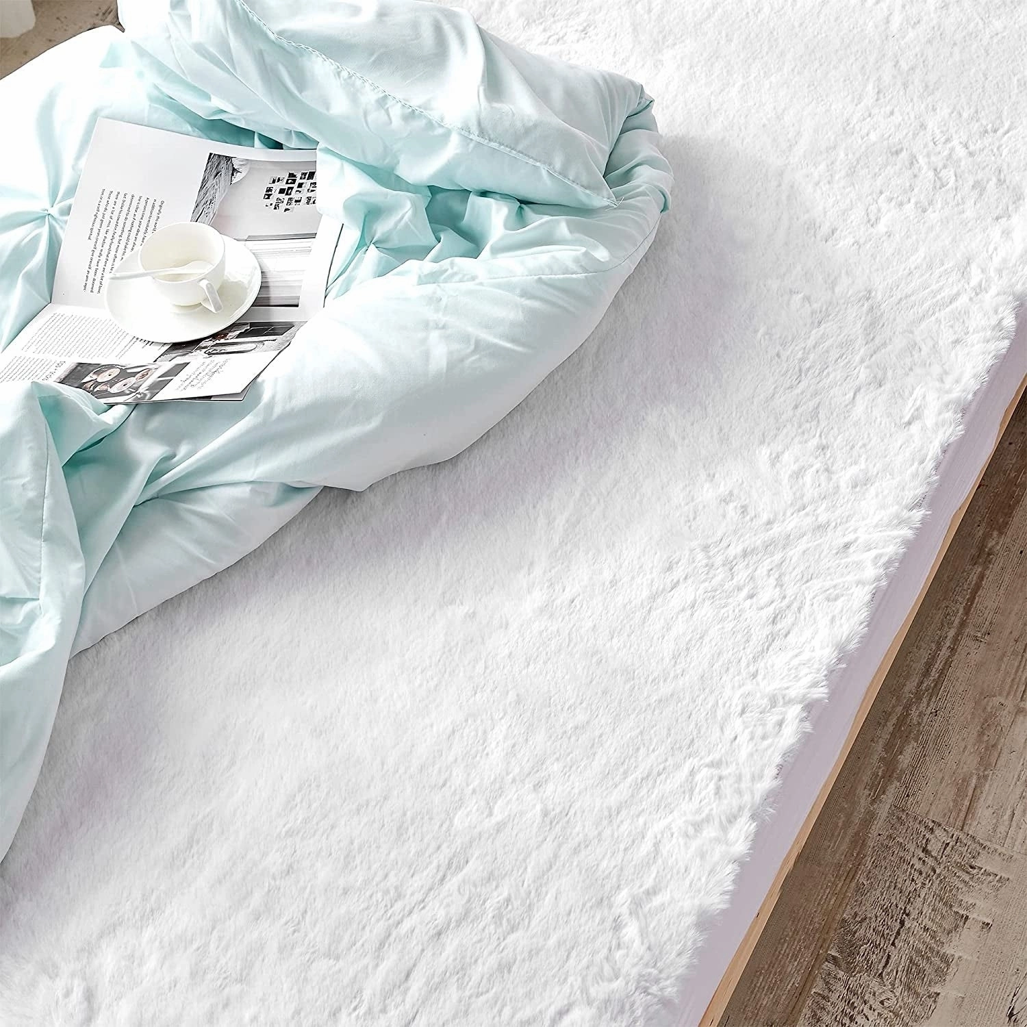 Chunky Bunny - Coma Inducer Bed Topper - White