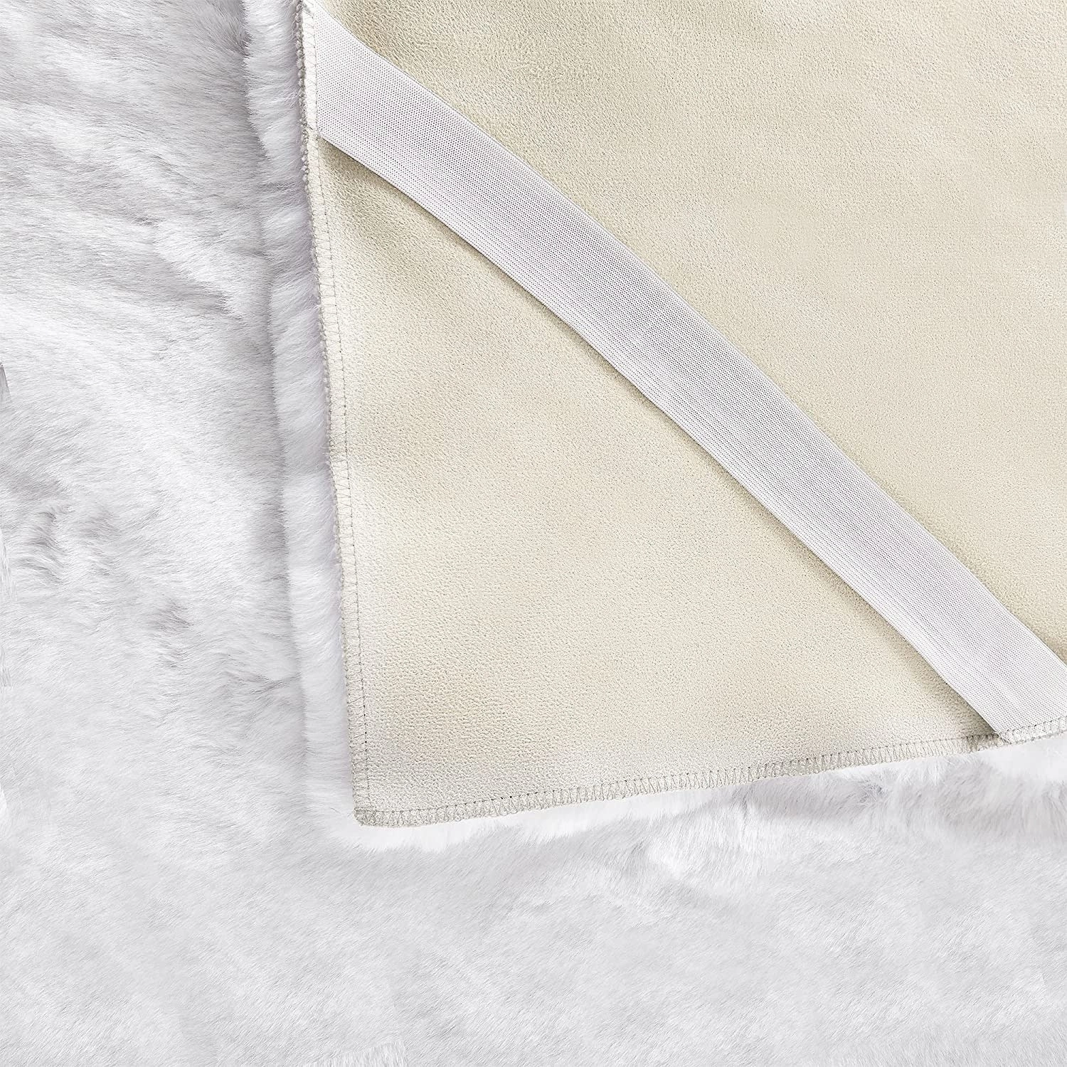 Chunky Bunny - Coma Inducer Bed Topper - White