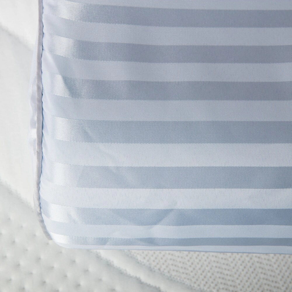 Comforpedic Loft from Beautyrest Contour Gel Memory Foam Pillow