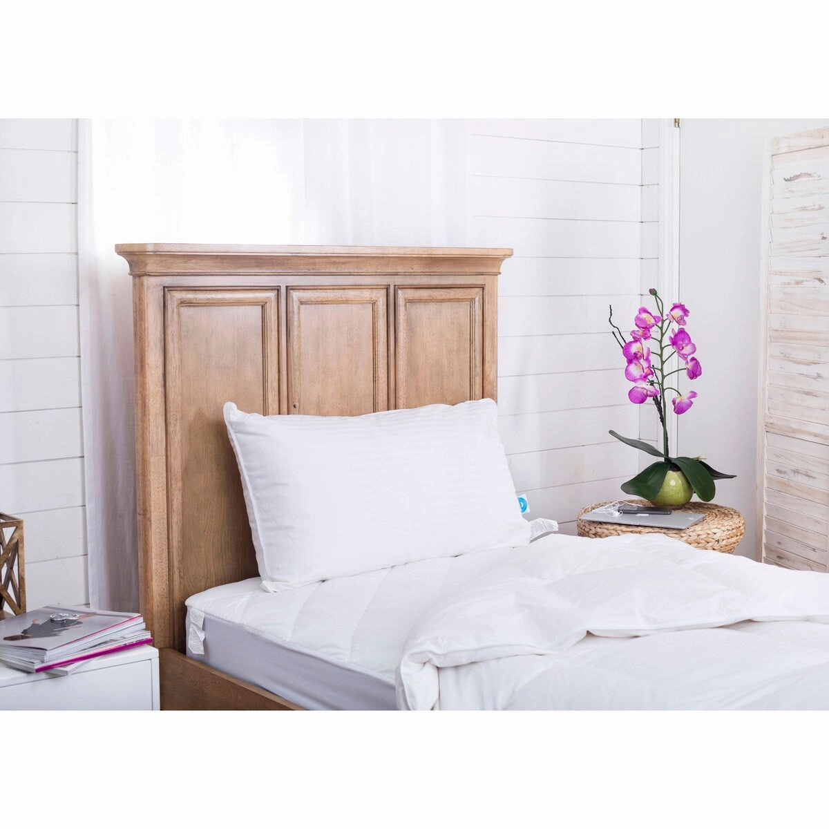 Continental Bedding - Siberian White Goose Down Pillow - 800 Fill Power