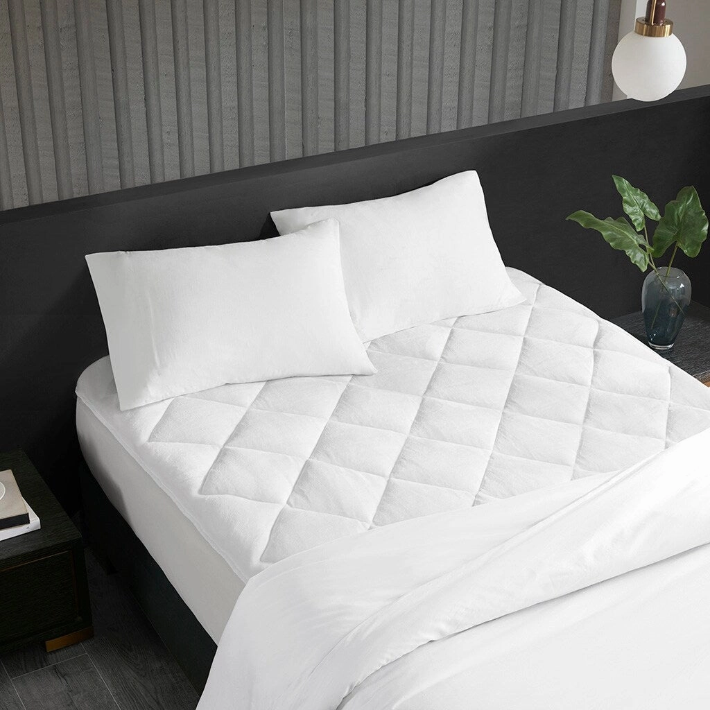 Cool/Warm Reversible Waterproof and Stain Release Mattress Pad, HeiQ Smart Temperature Mattress for Bedroom - White