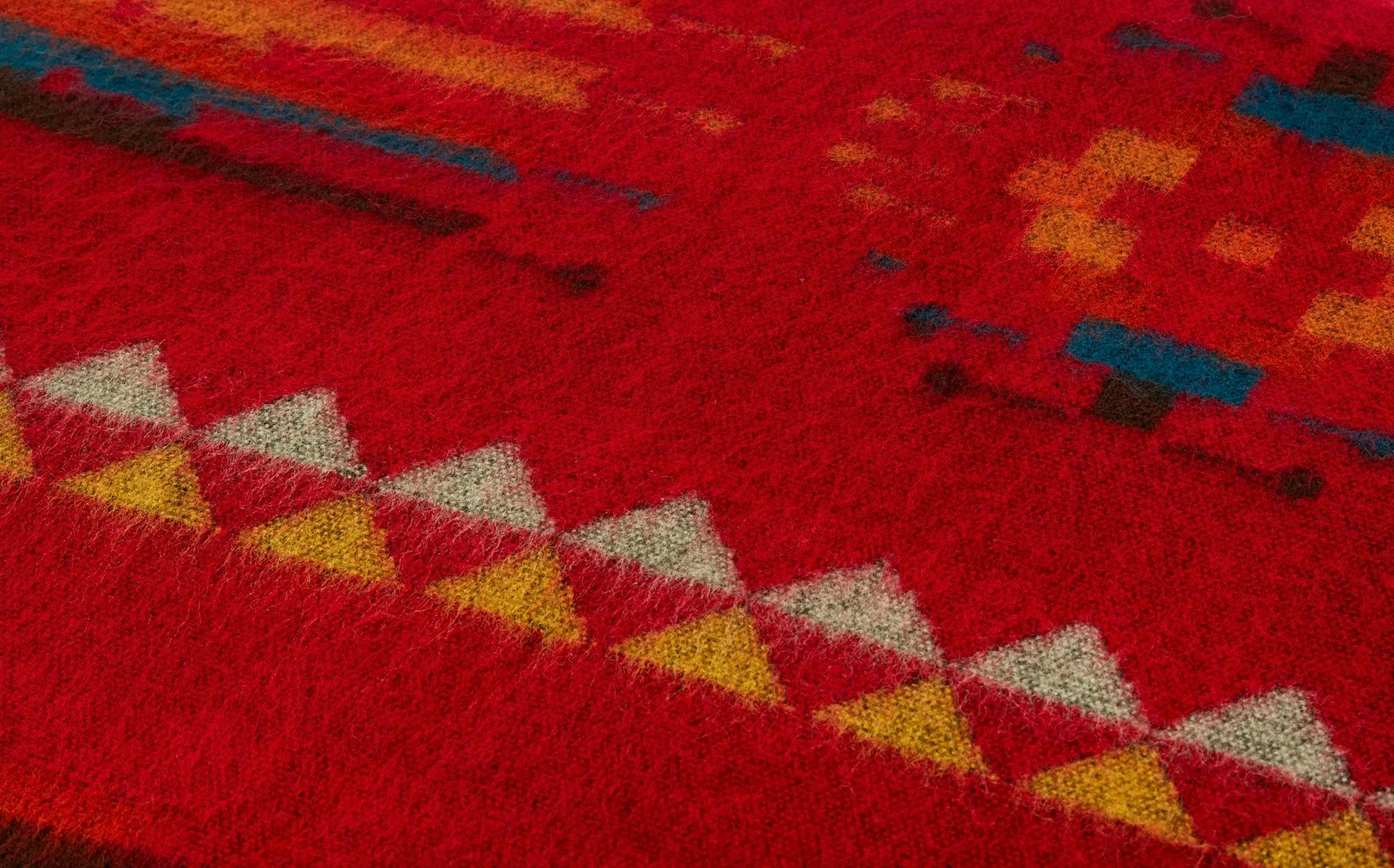 Corazon Wildfire Southwestern Queen Blanket