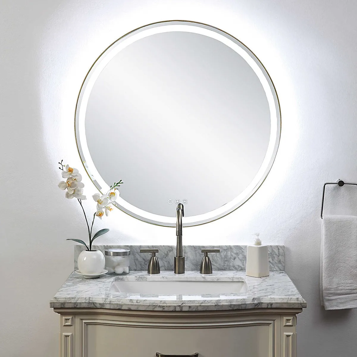Crofton Lighted Round Mirror in Brass