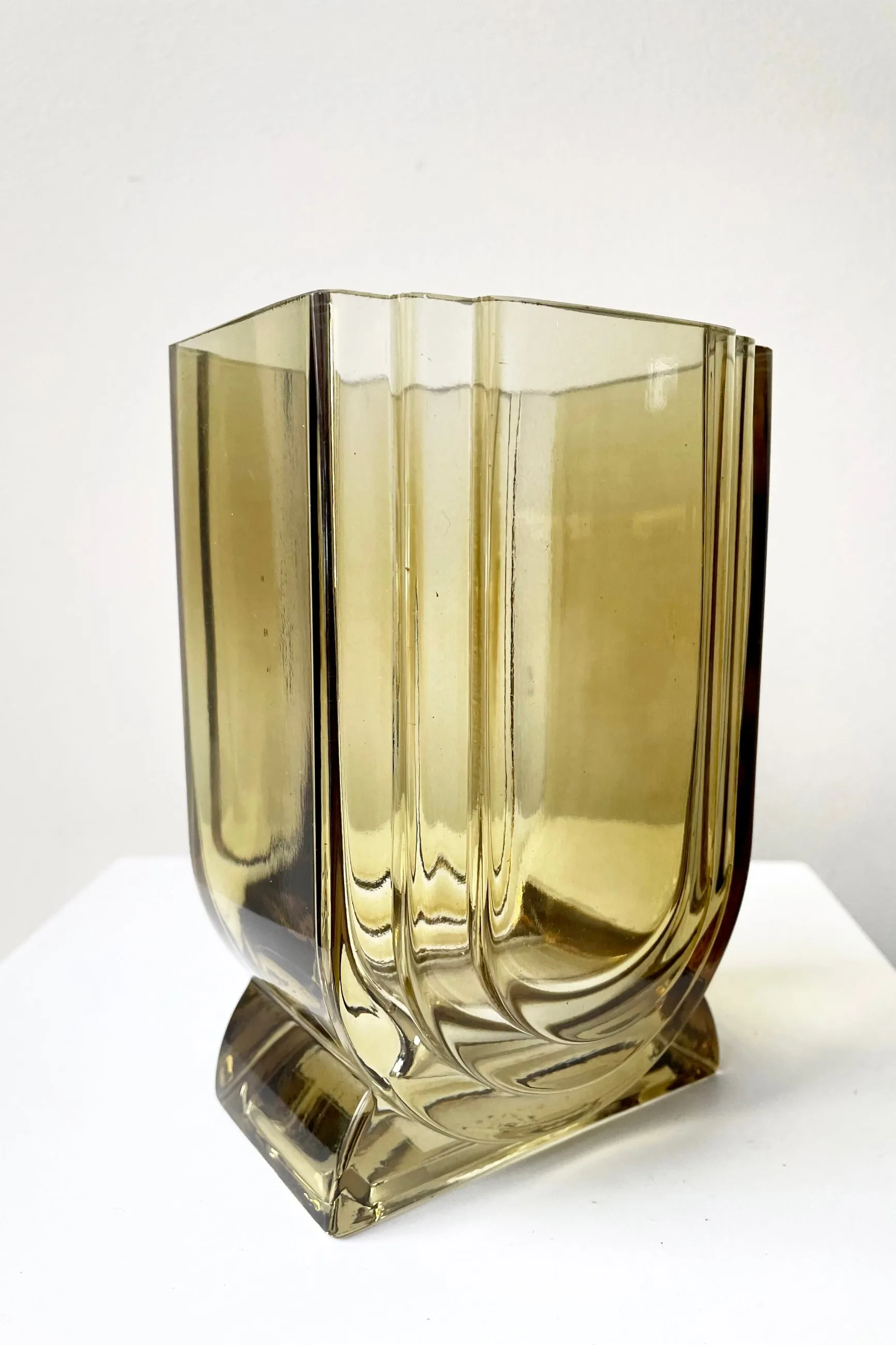 Damon Vase olive Vase,Flower Vase