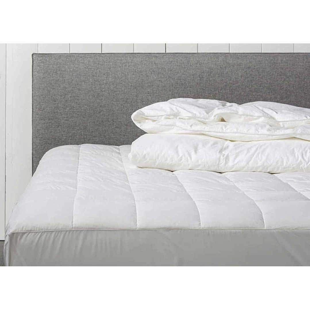 Delara 100% Waterproof 2 IN 1 Mattress Protector & Mattress Pad-Quilted Fitted Down Alternative Mattress Pad Cover - White