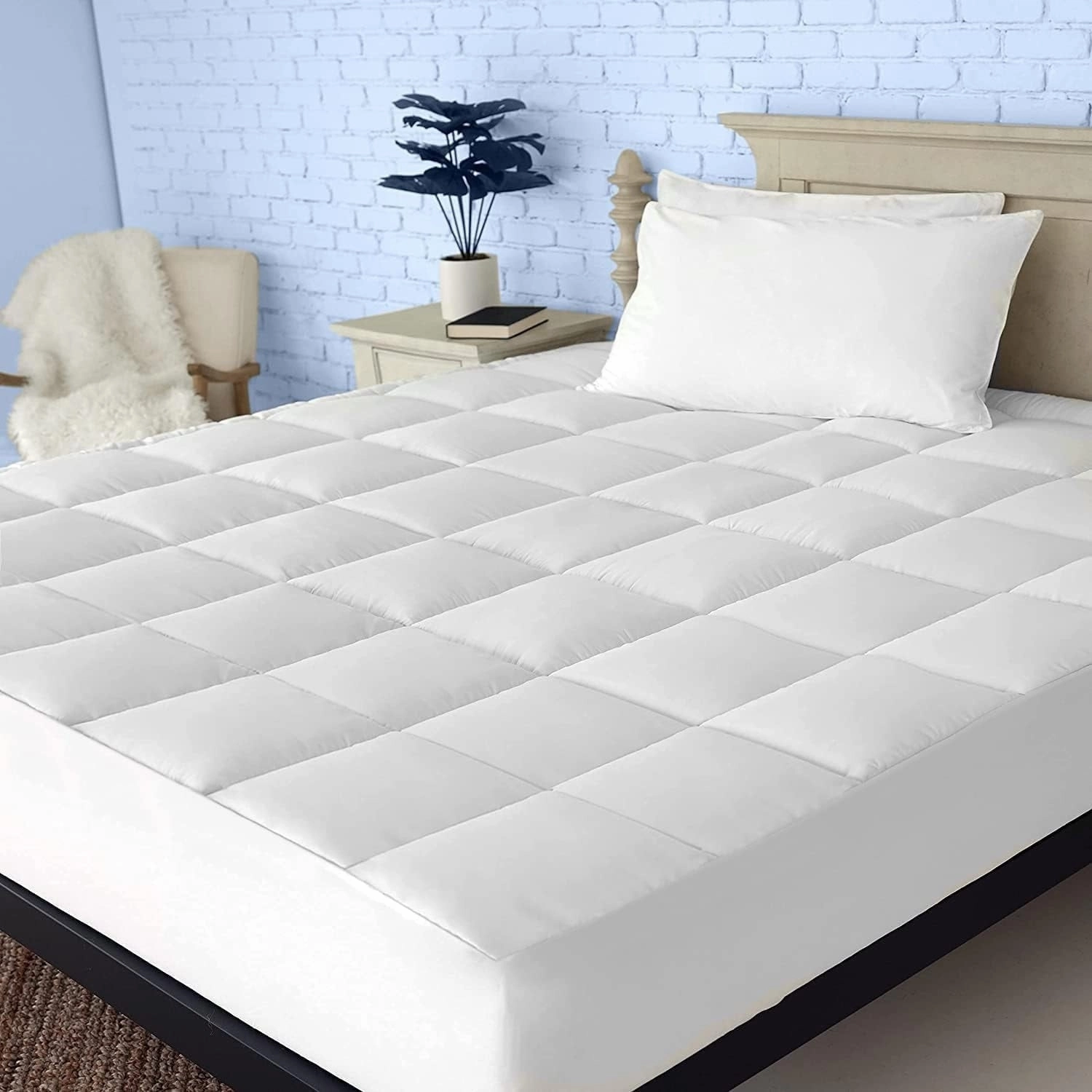 Delara 100% Waterproof 2 IN 1 Mattress Protector & Mattress Pad-Quilted Fitted Down Alternative Mattress Pad Cover - White