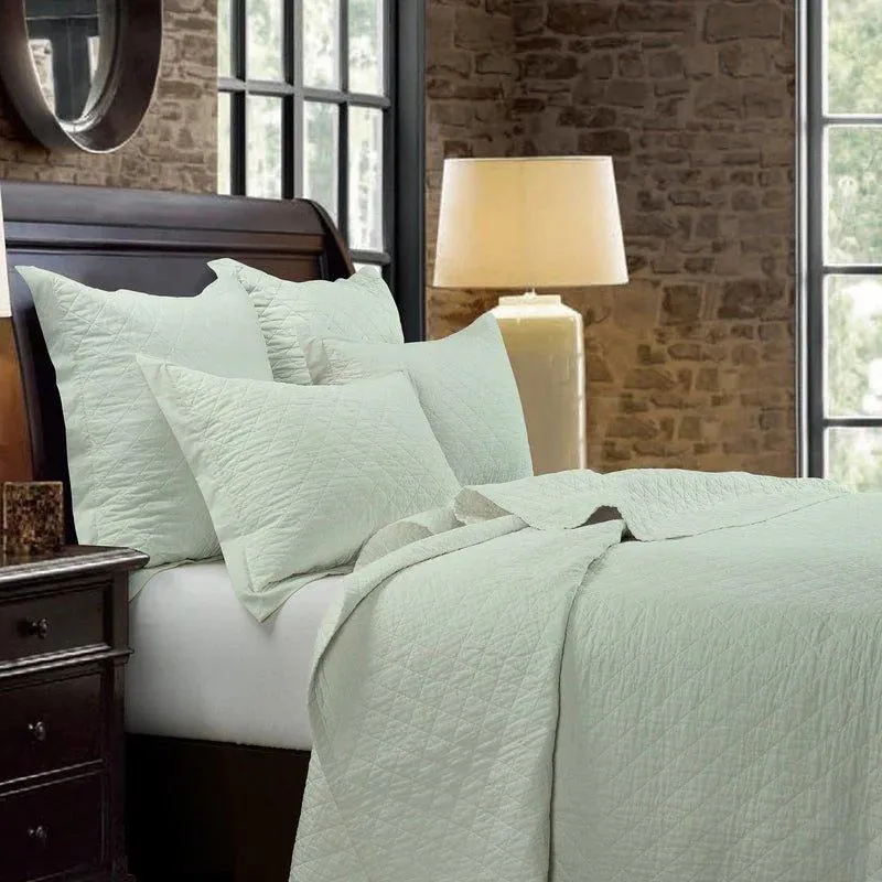 Diamond Quilted Coverlet in Sea Foam