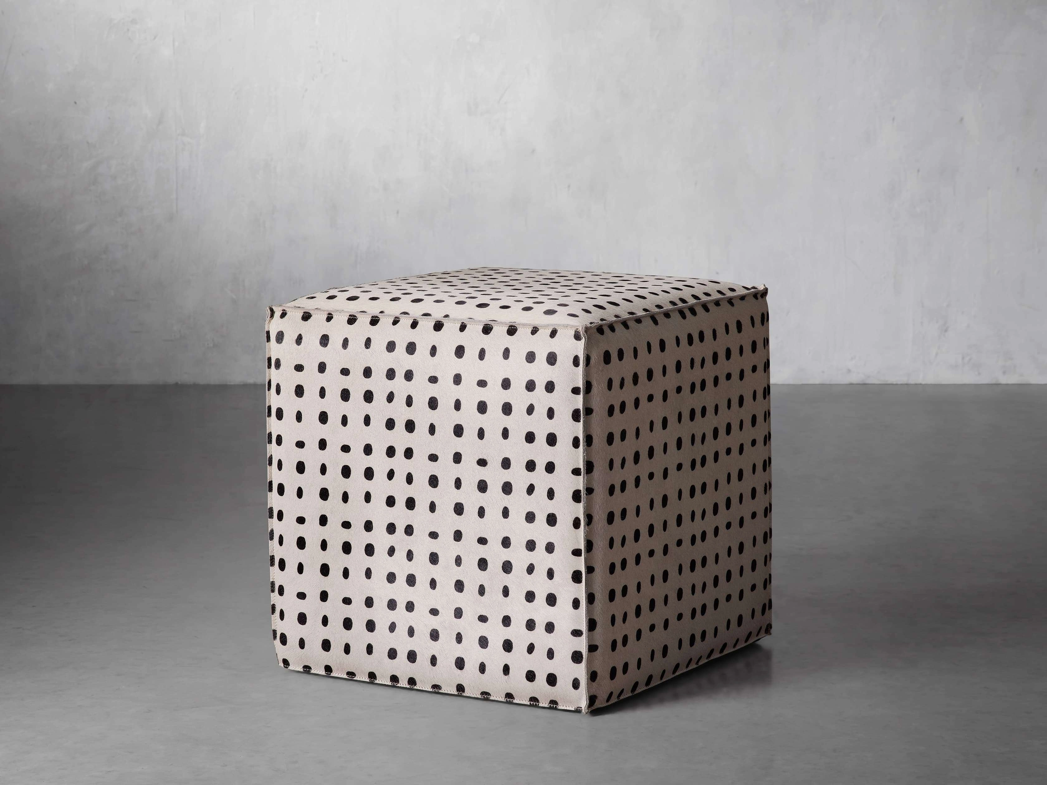 Dotted Hide Pouf Poufs,round knitted pouf
