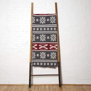 Eco Aspen Winter Throw Blanket bookcase, standing shelf