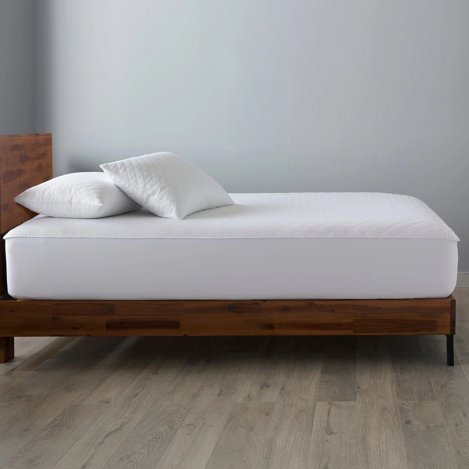 Ella Jayne Classic Quilted Mattress Pad - White