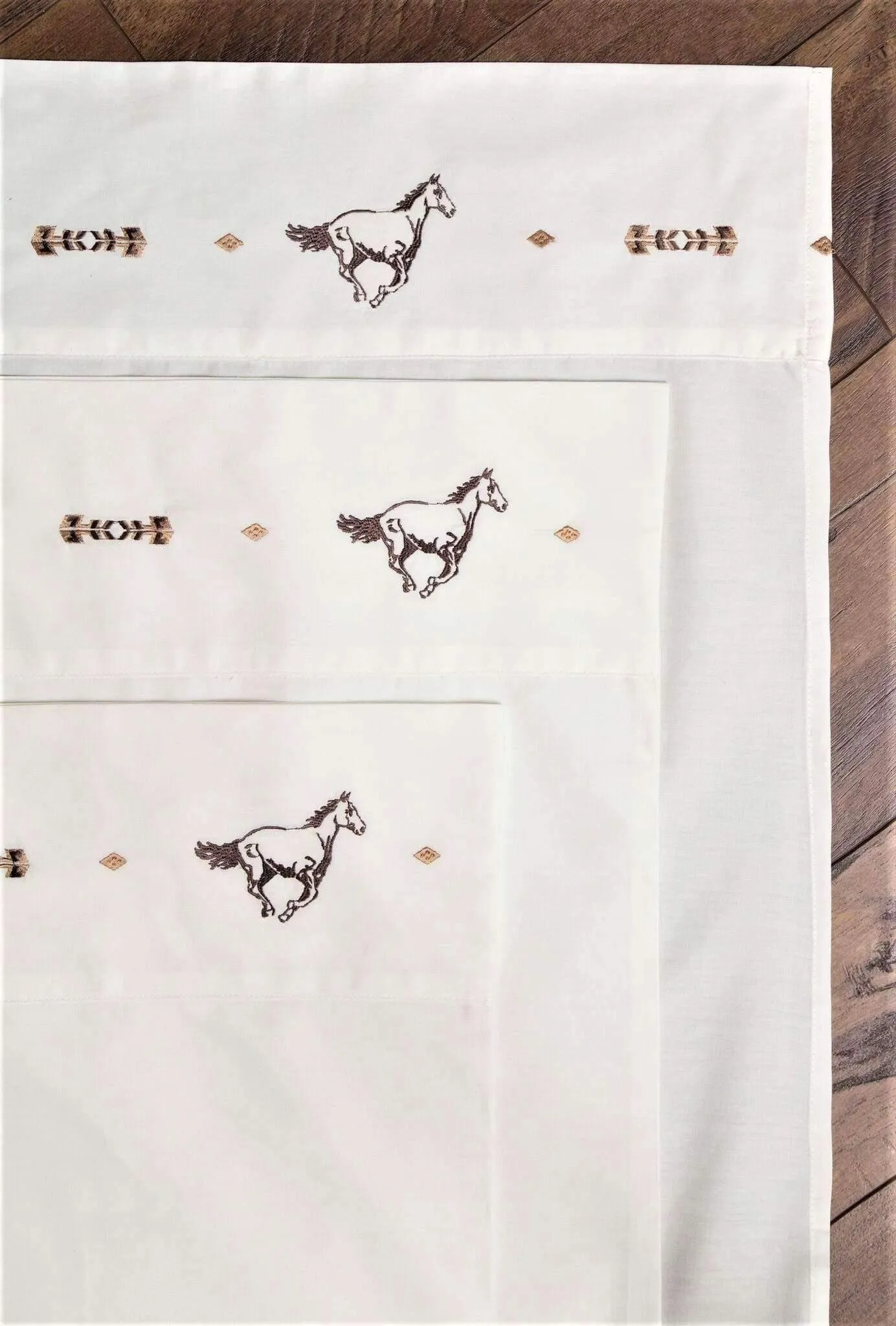 Embroidered Horses Sheets shower bench, bathroom seat