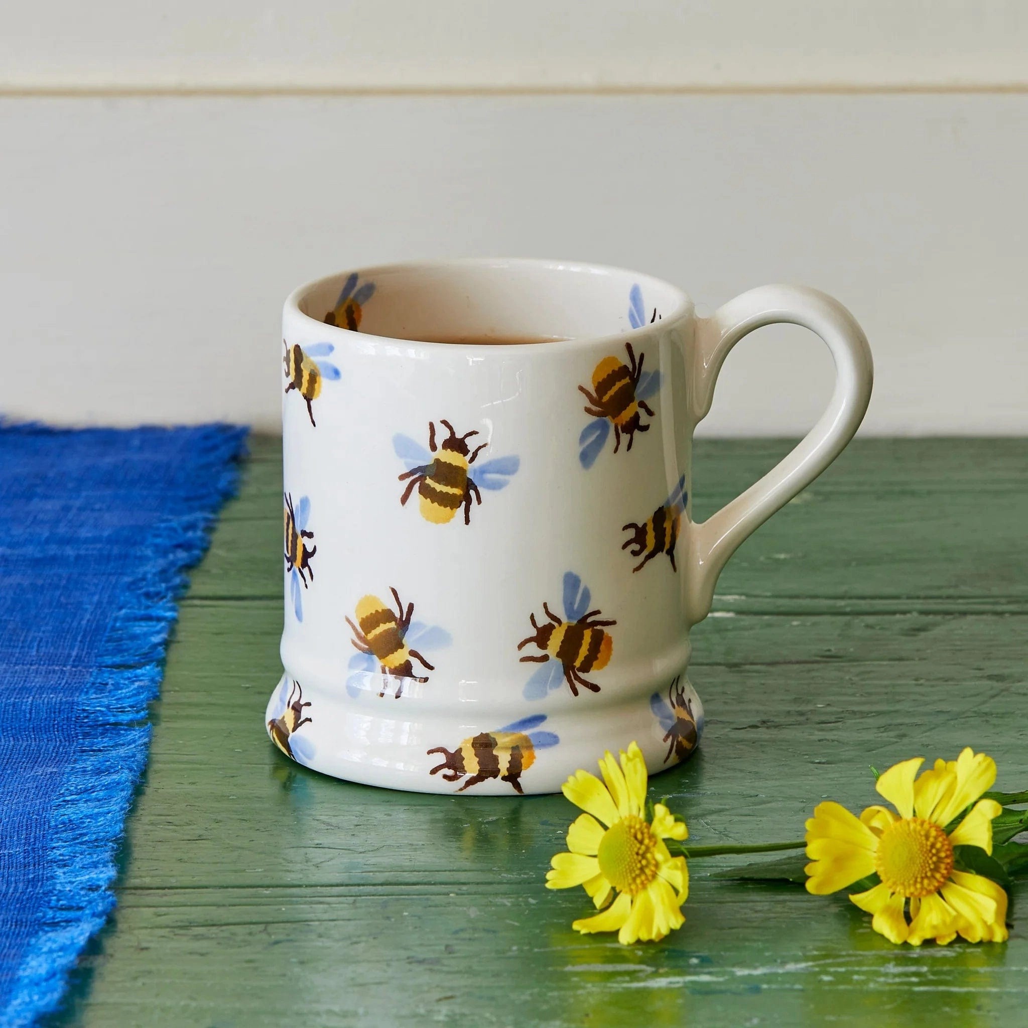 Emma Bridgewater Bumblebee 1/2 Pint Mug