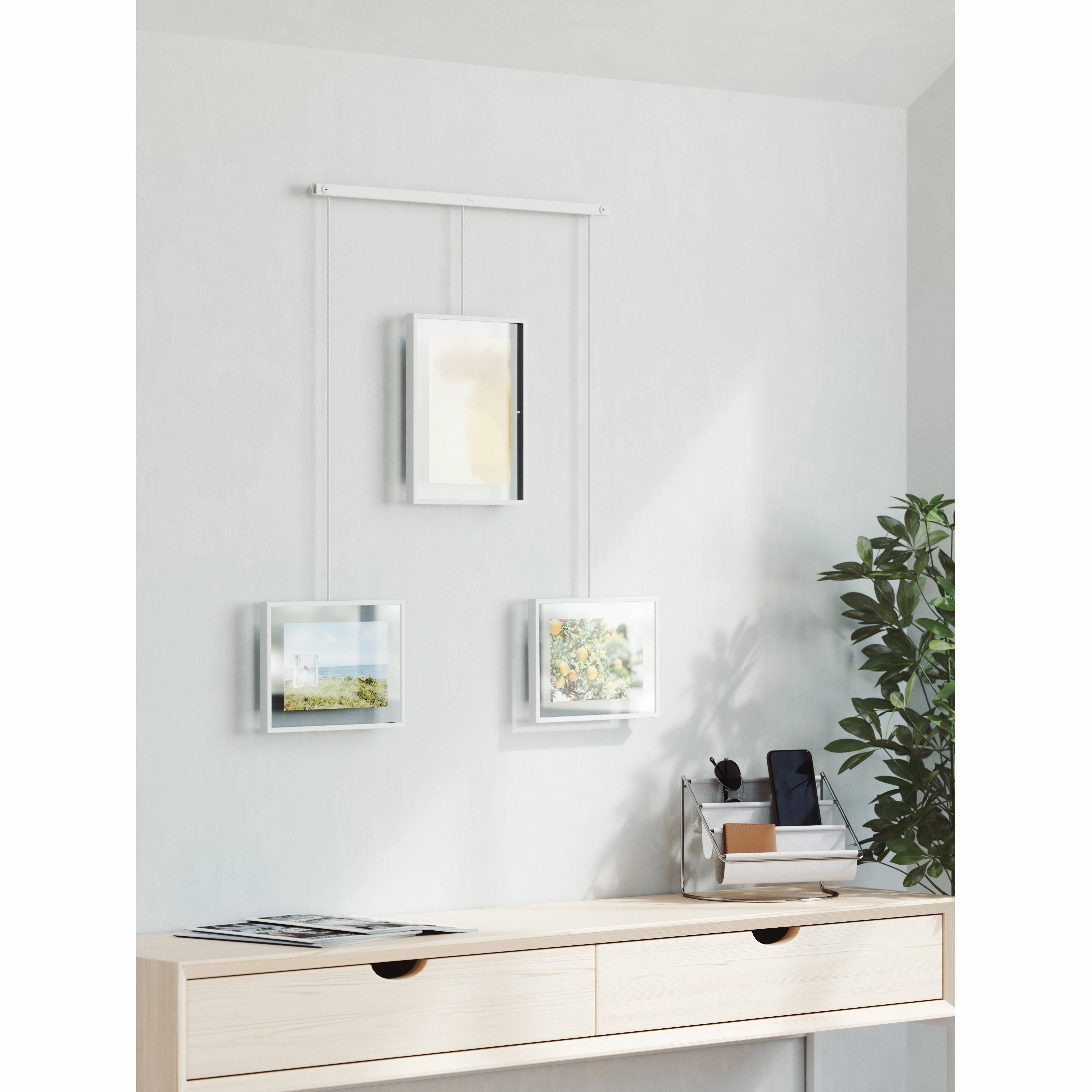 Exhibit Photo Frame