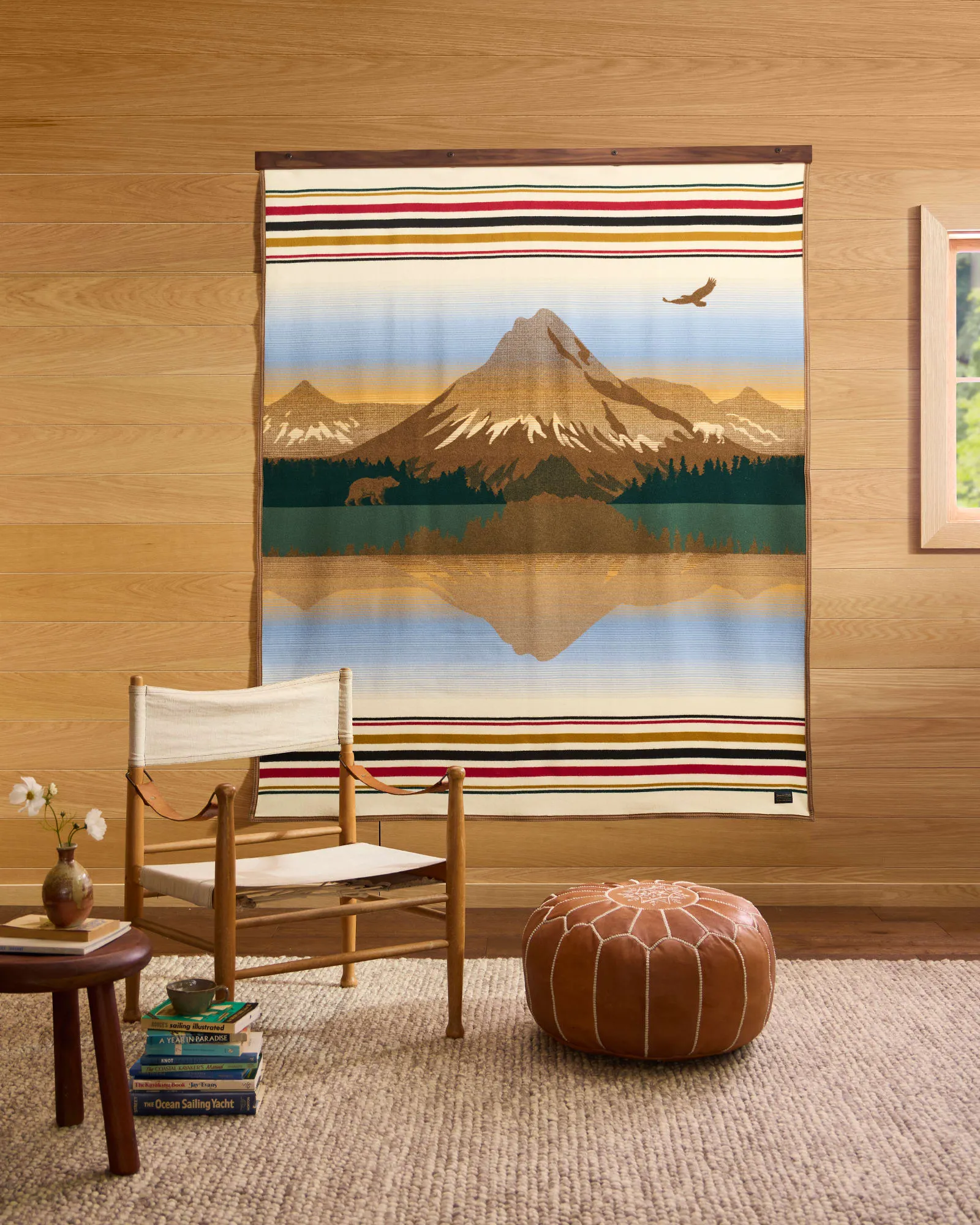 Glacier Peaks Pendleton Blanket bookcase, standing shelf