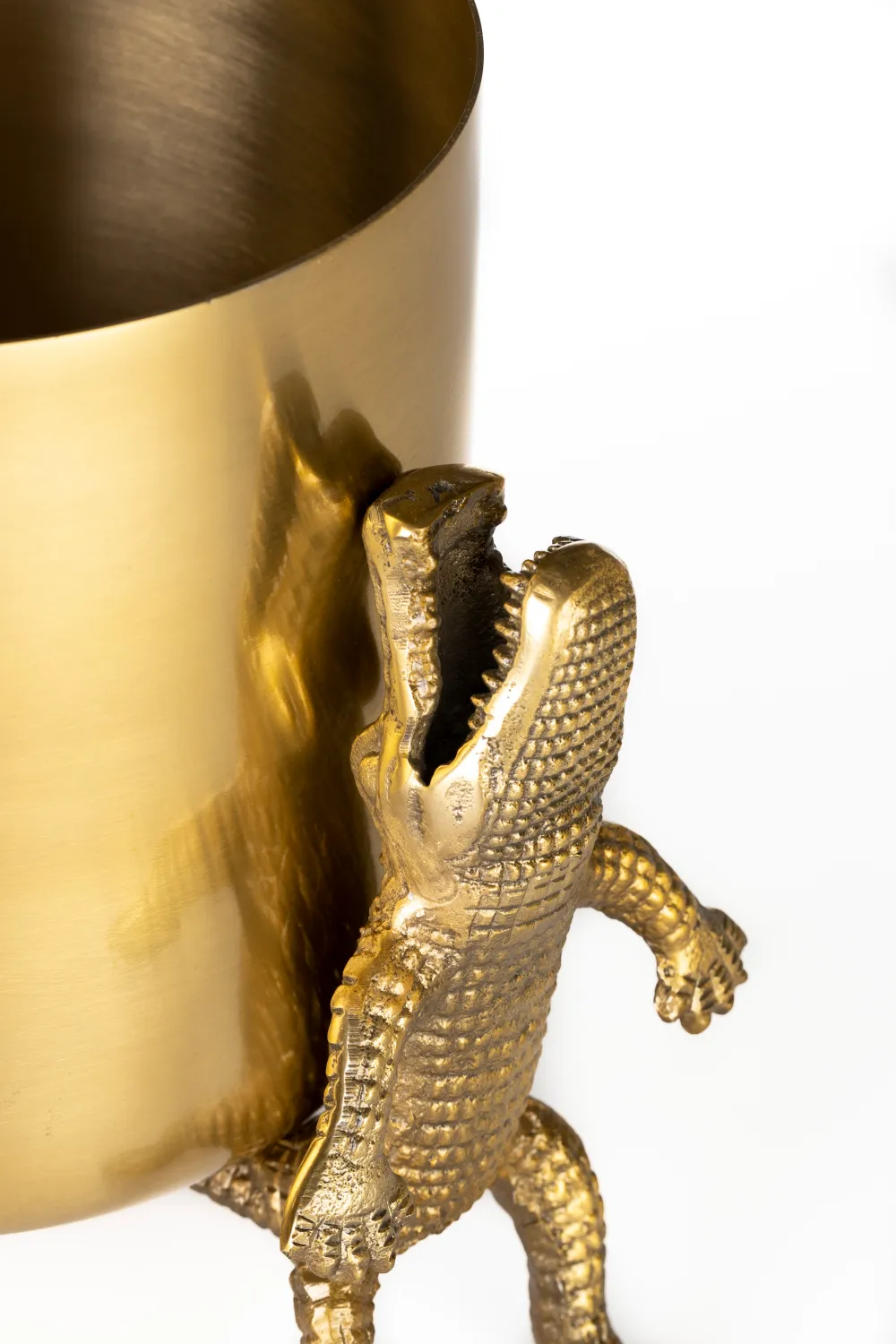 Gold Lacquered Vase | Bold Monkey Surrounded by Crocodiles