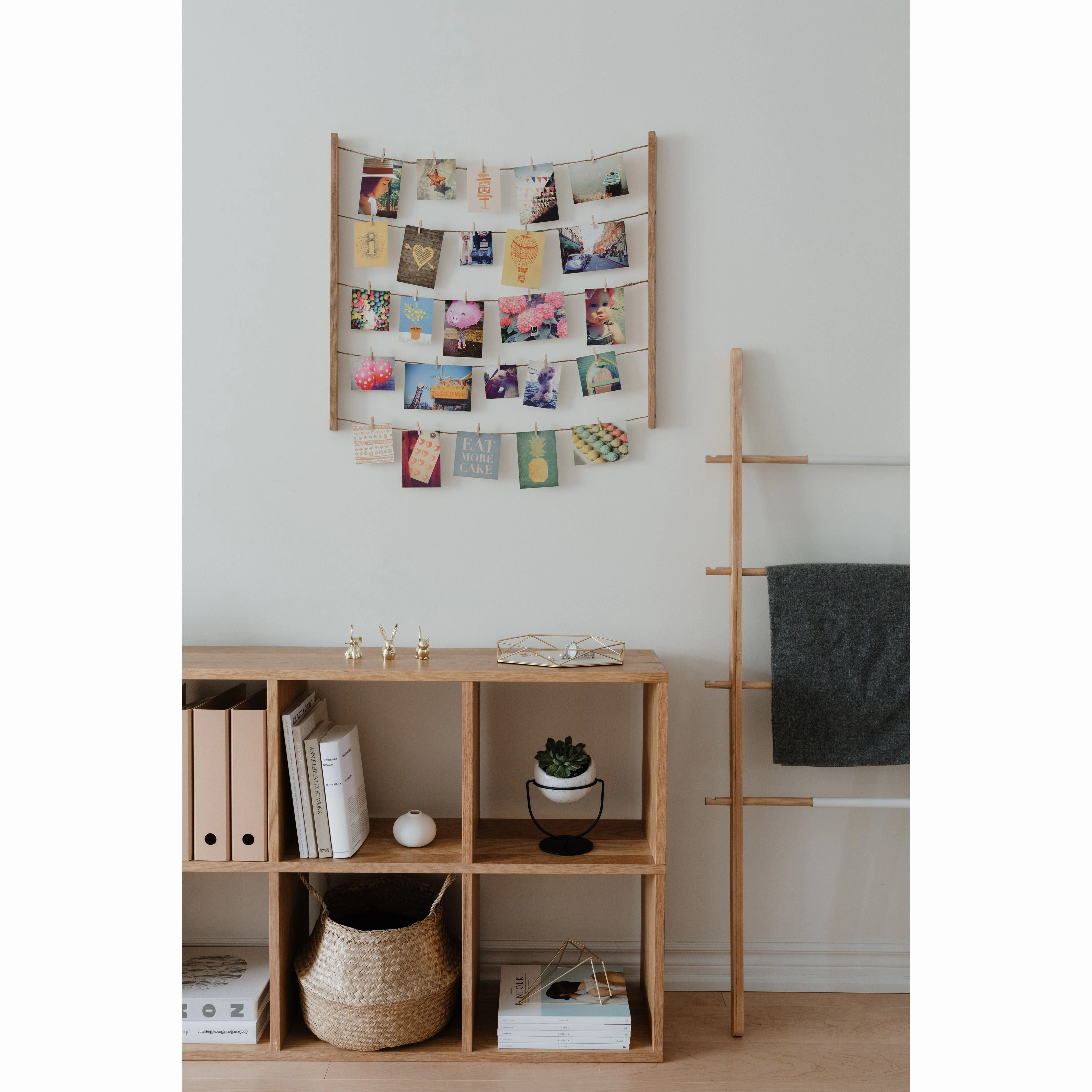 Hangit 26x30 Photo Display