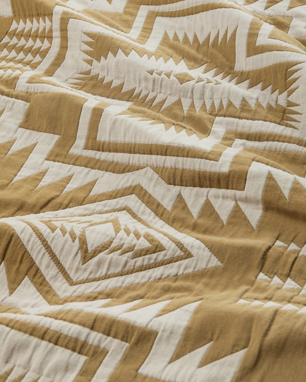Harding Star Matelasse Coverlet