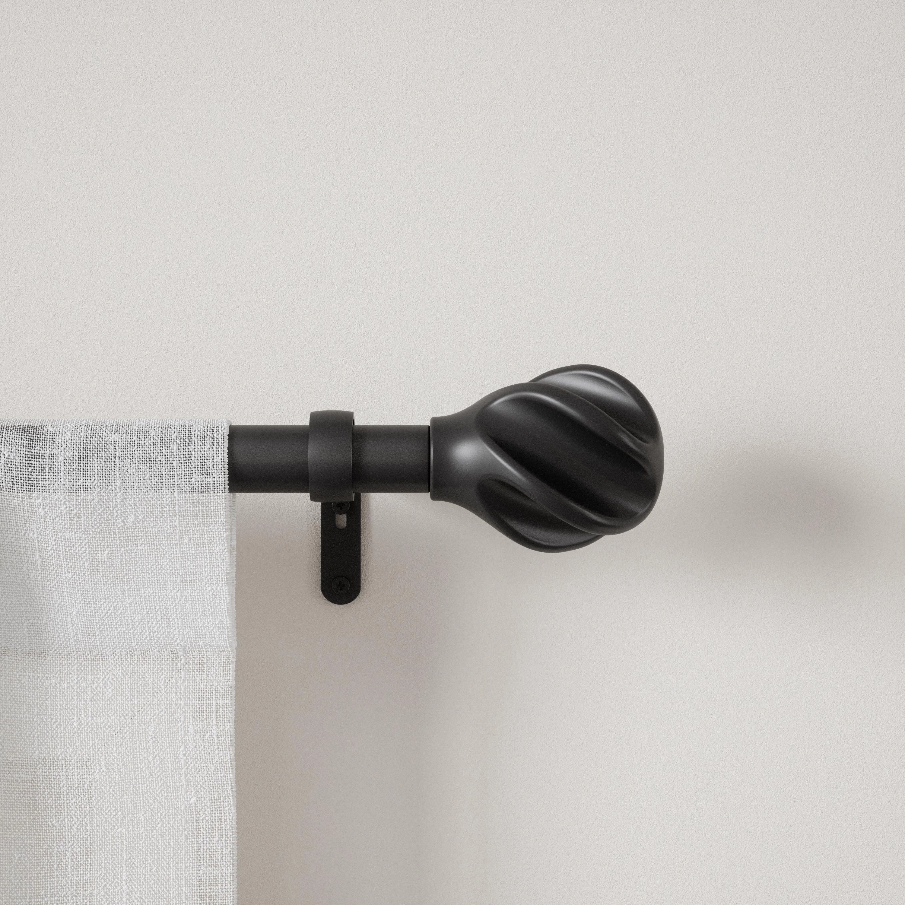 Helix Expandable Curtain Rod